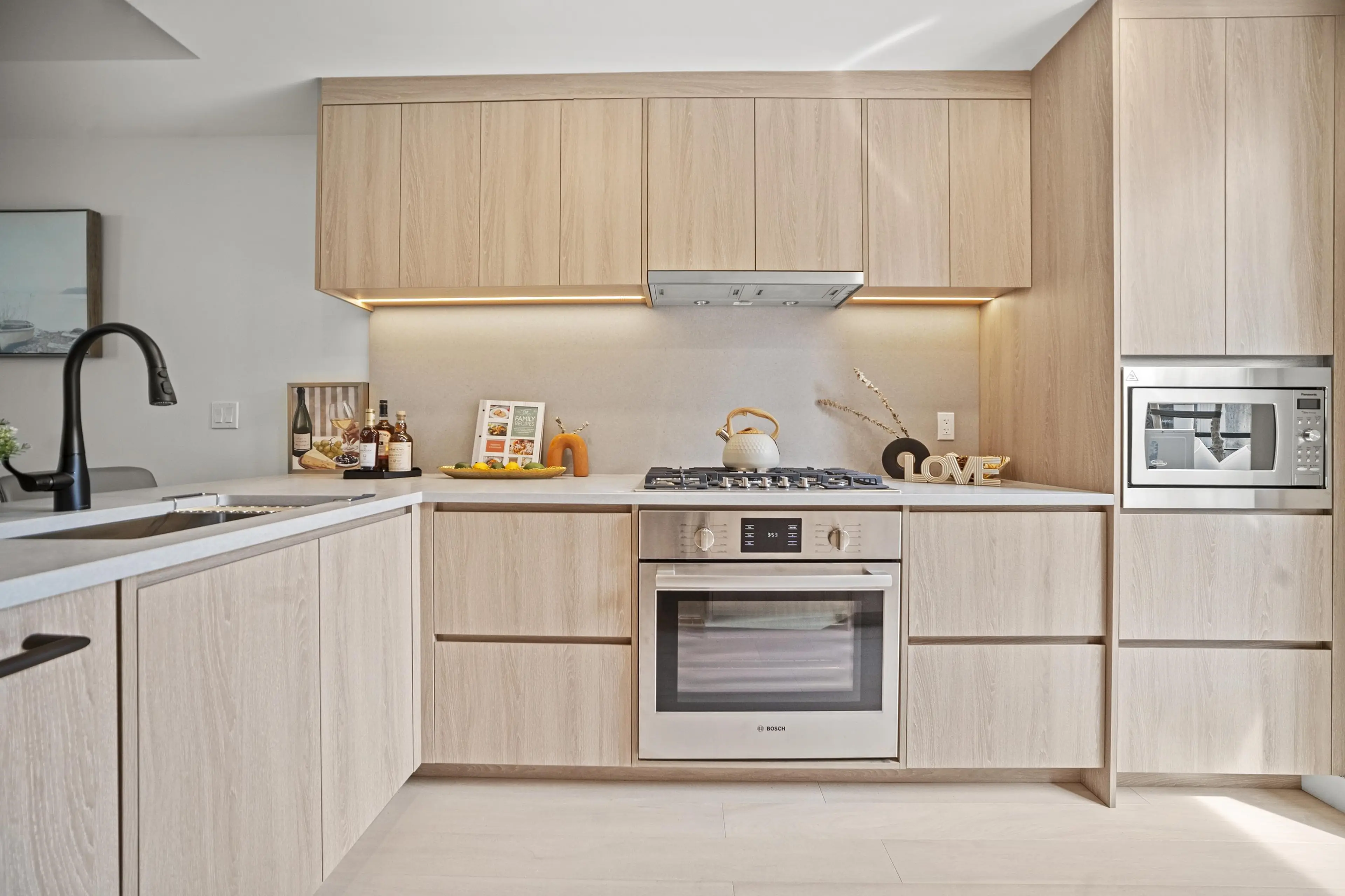 Property at 6352 OAK STREET, Vancouver, BC