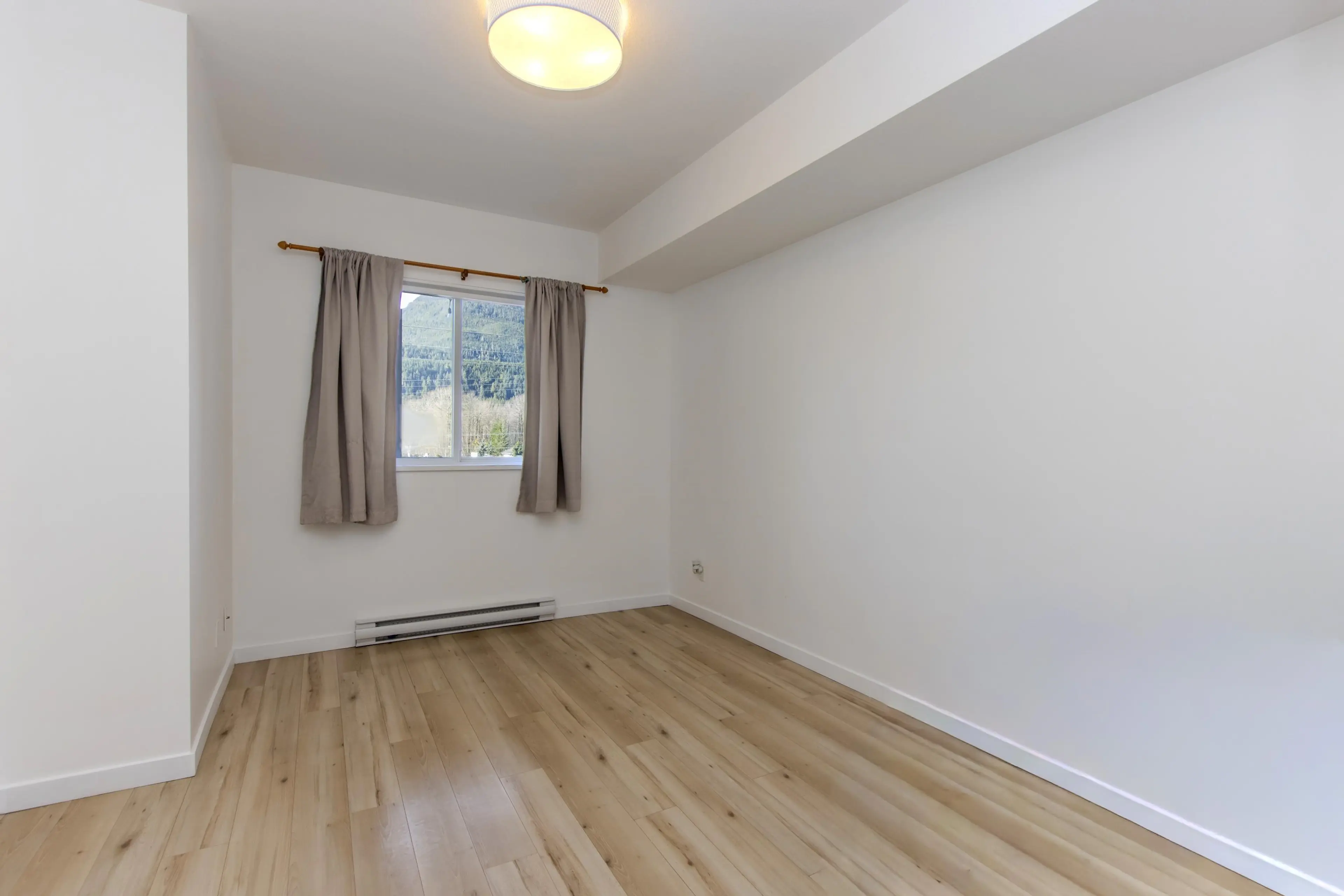 Property at #327 40437 TANTALUS ROAD, Squamish, BC