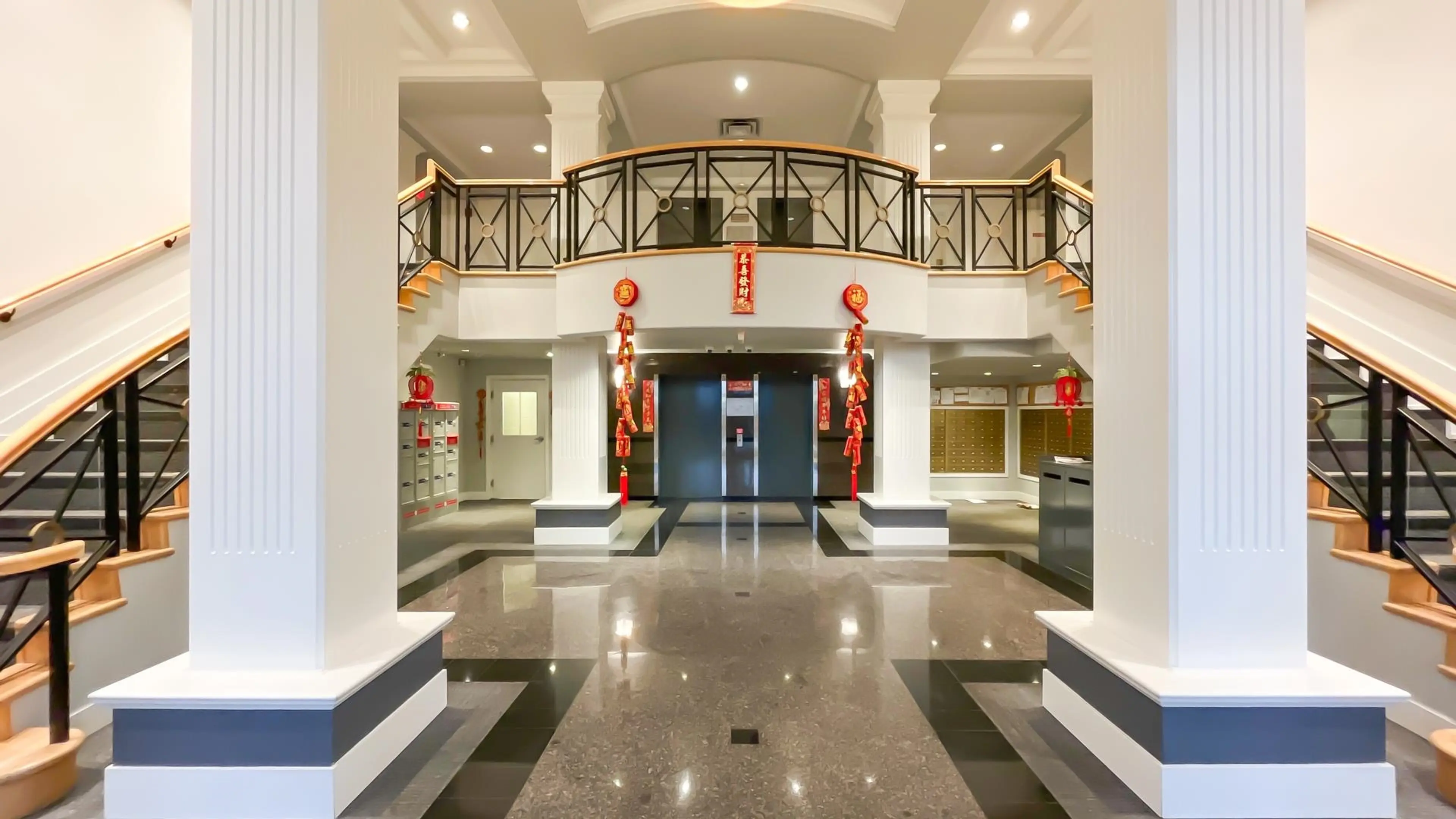 Property at #425 5888 DOVER CRESCENT, Richmond, BC