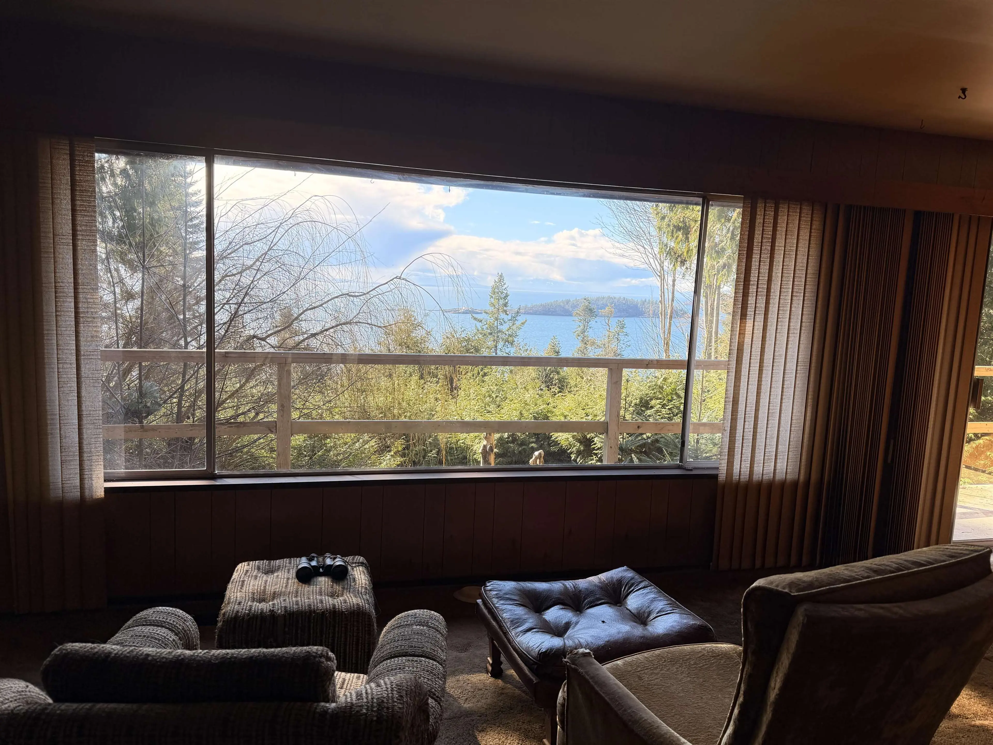 Property at 8131 REDROOFFS ROAD, Halfmoon Bay, BC