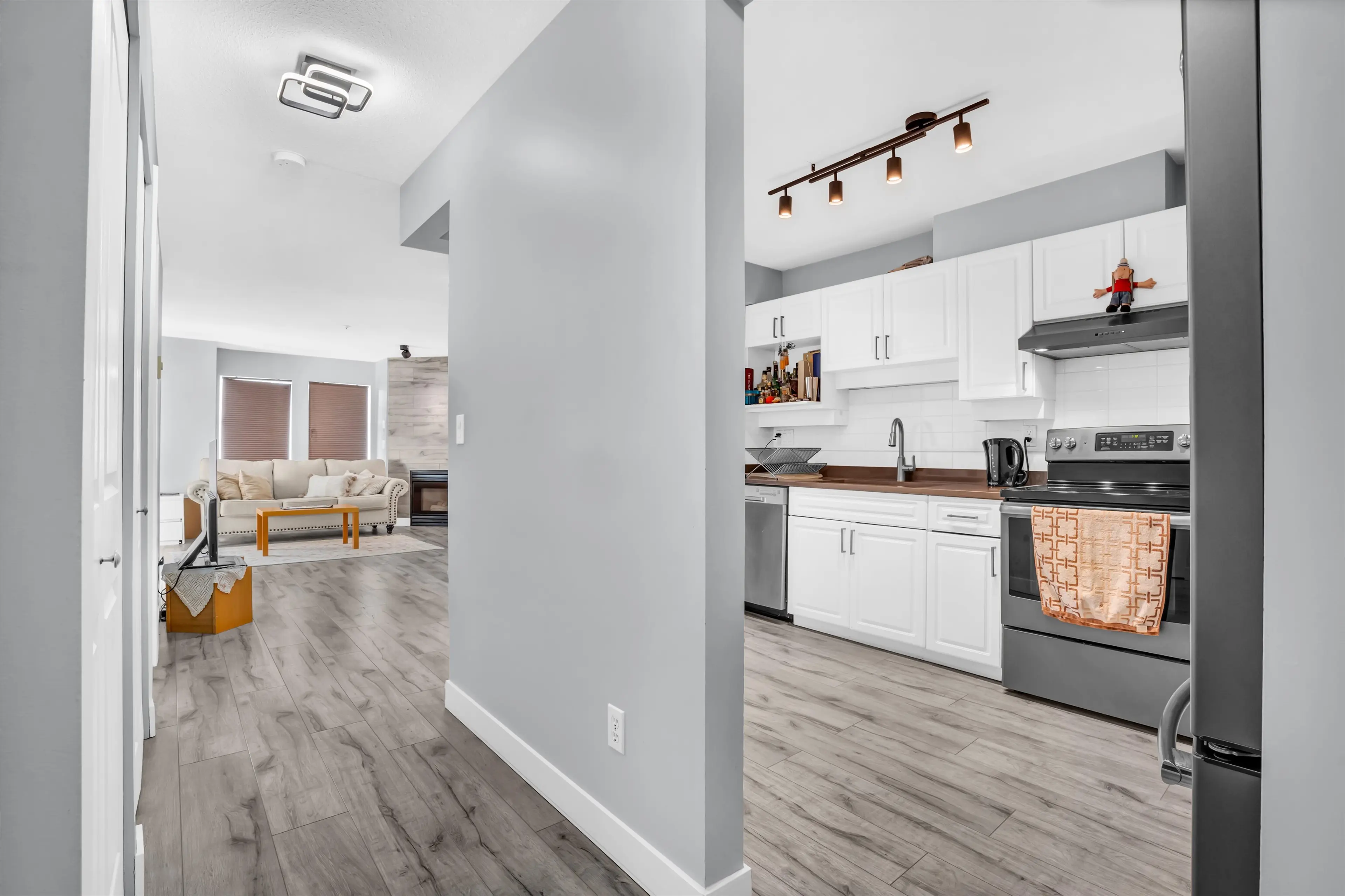 Property at #301 1655 GRANT AVENUE, Port Coquitlam, BC