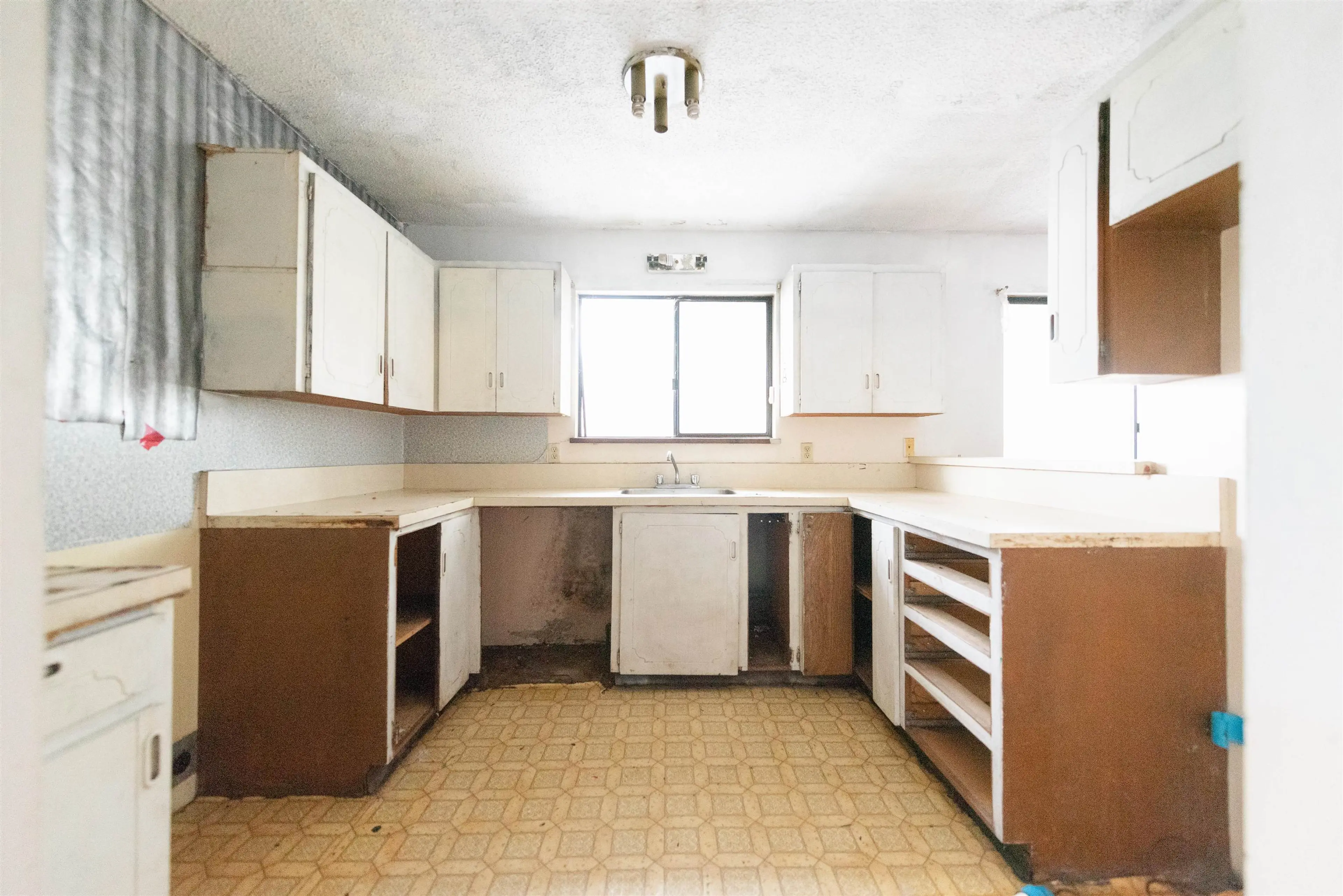 Property at 12928 JESSE ROAD, Madeira Park, BC