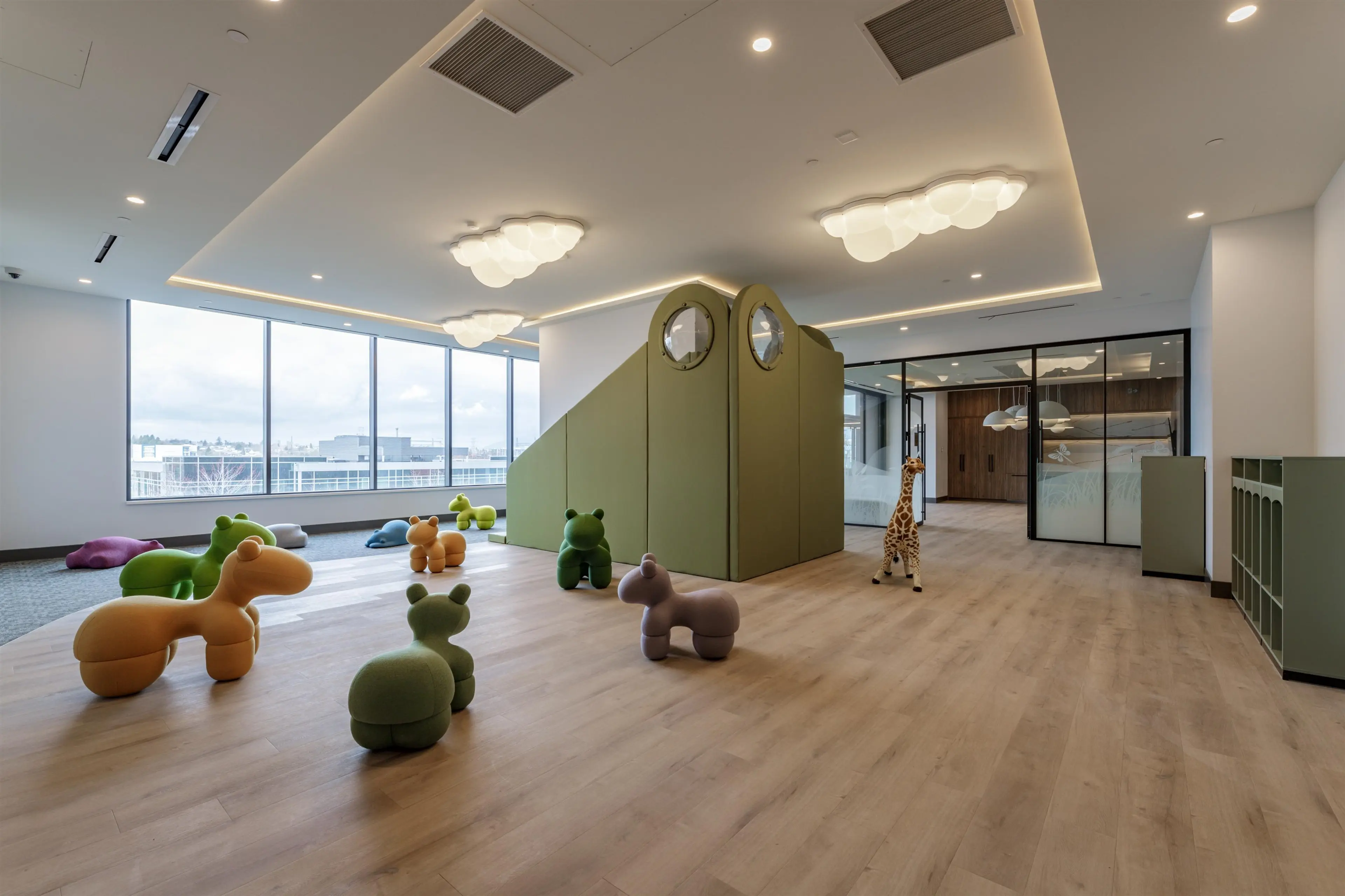 Property at #605 4168 LOUGHEED HIGHWAY, Burnaby, BC