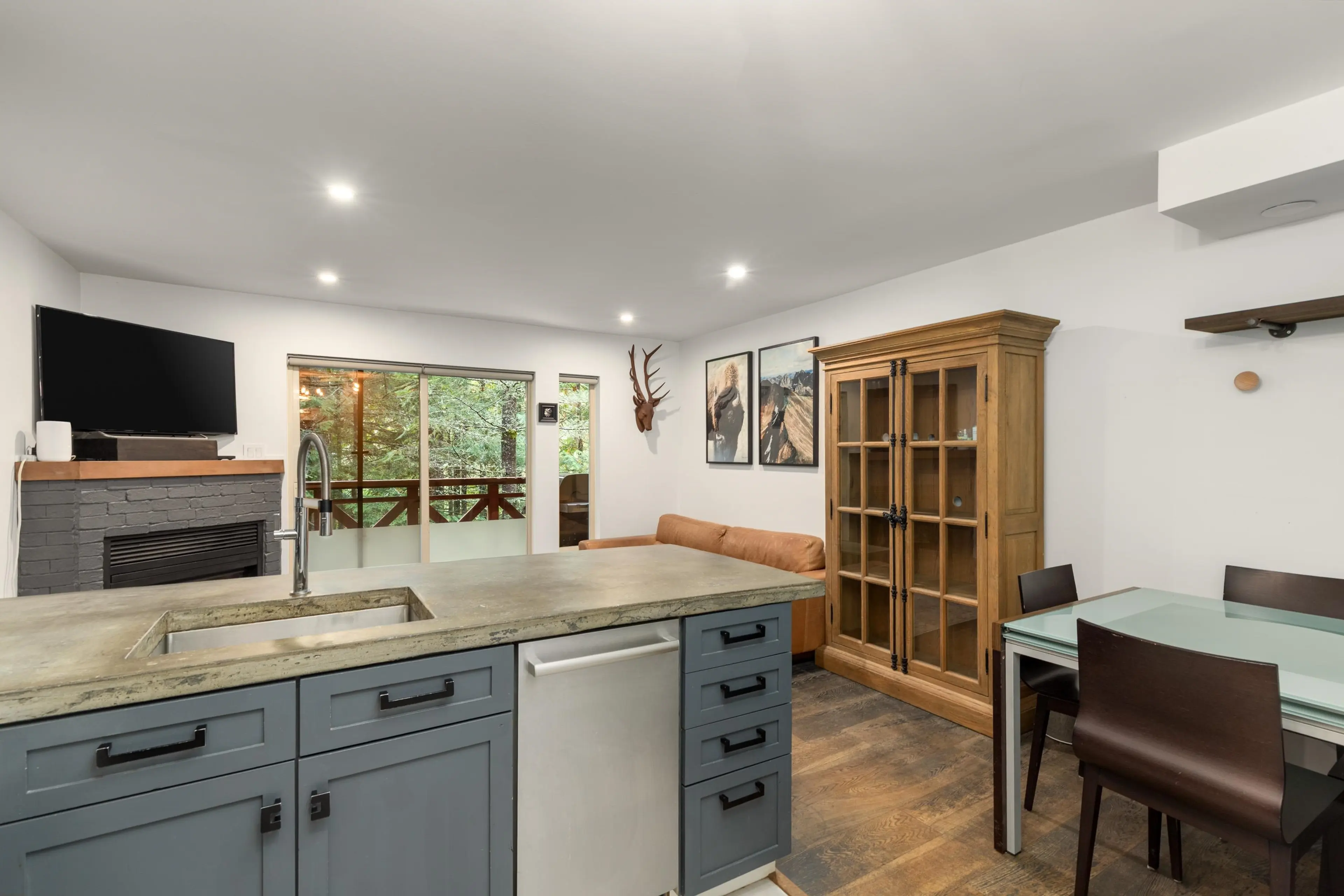 Property at #113 3070 HILLCREST DRIVE, Whistler, BC