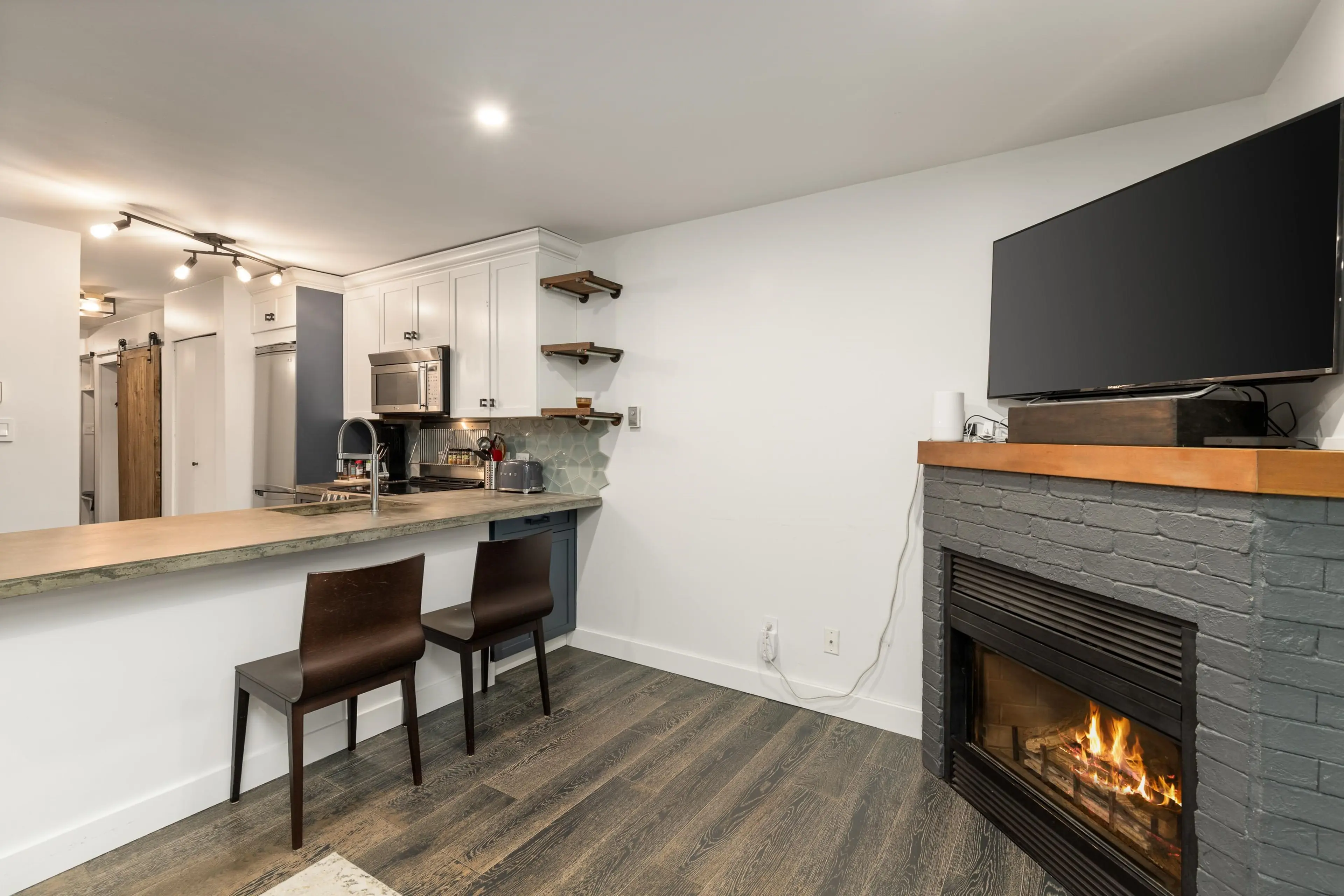 Property at #113 3070 HILLCREST DRIVE, Whistler, BC