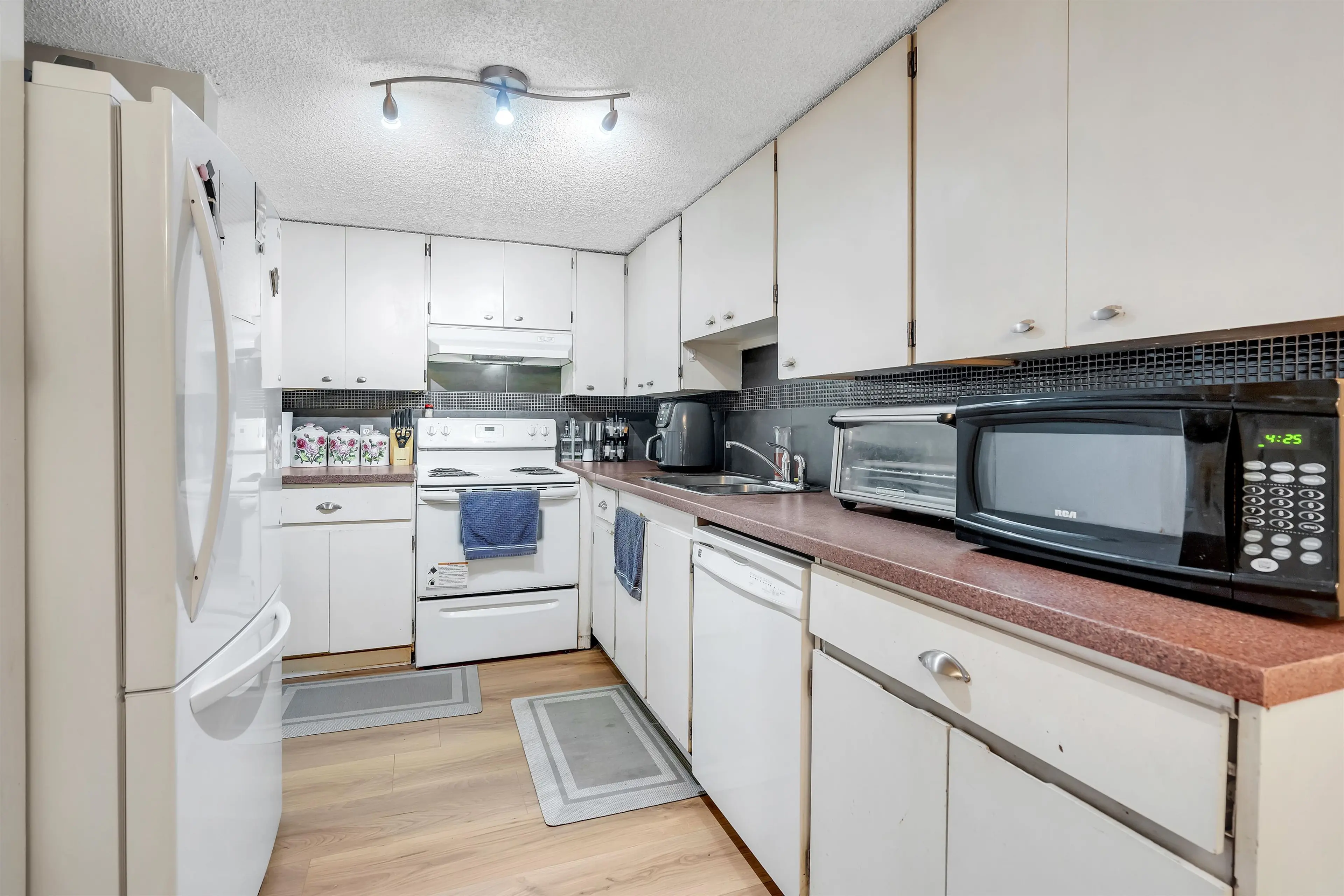 Property at #105 7116 133B STREET, Surrey, BC