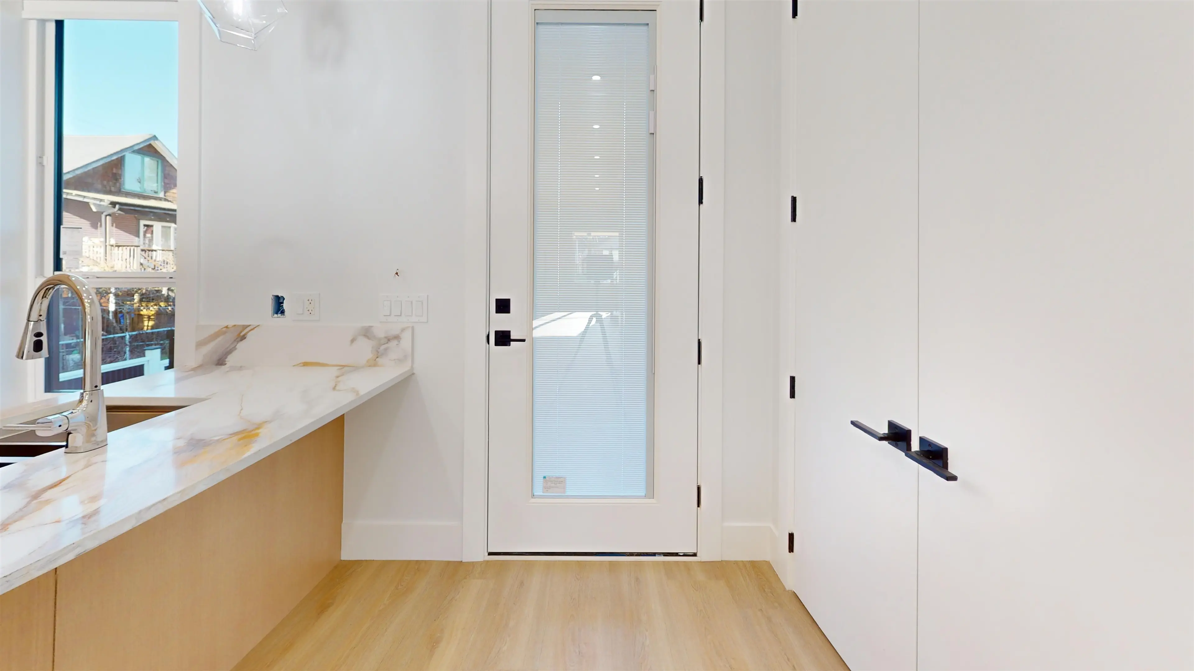 Property at 2825 DUNDAS STREET, Vancouver, BC