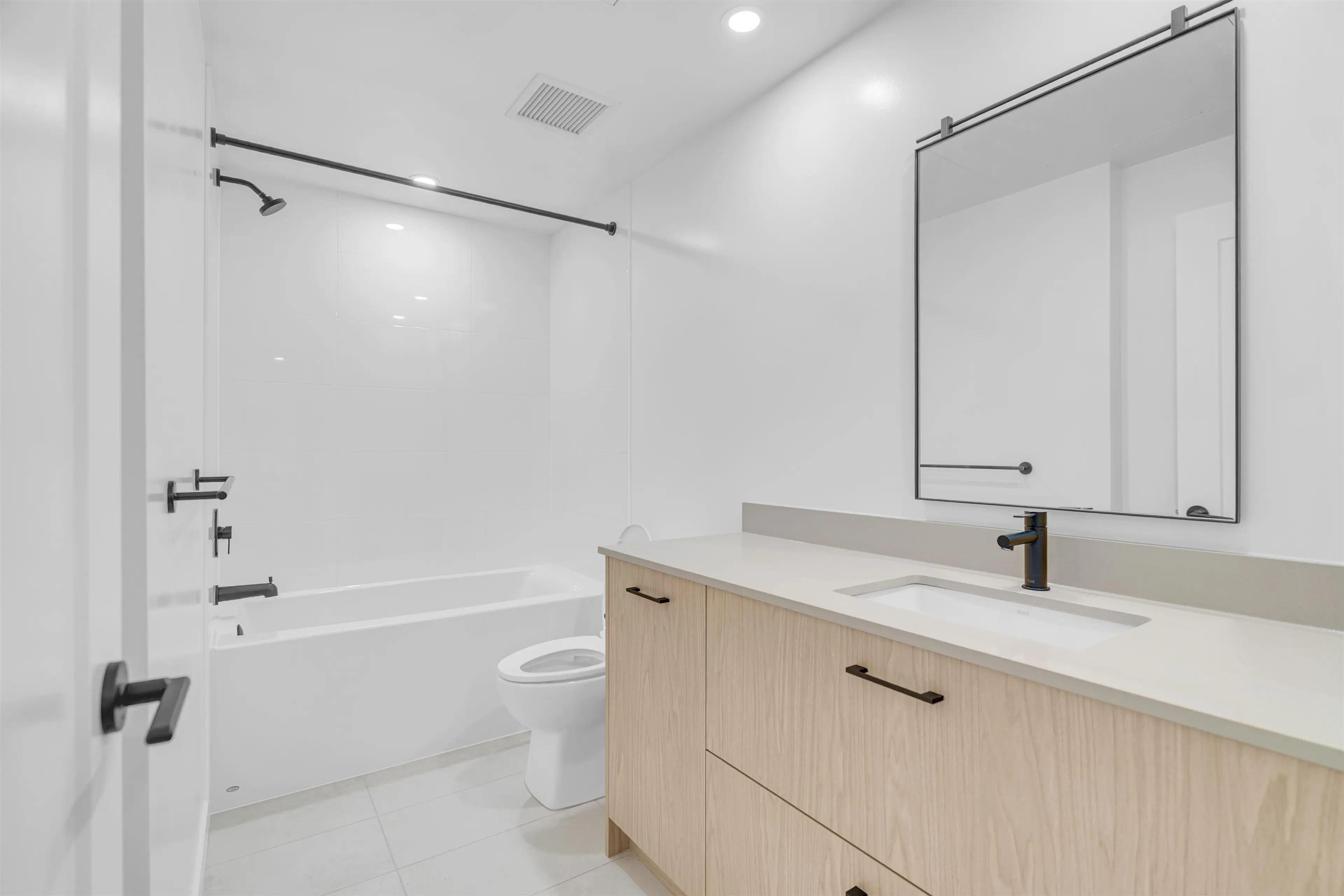 Property at #412 27249 ALDERGROVE TOWN CENTRE DRIVE, Langley, BC