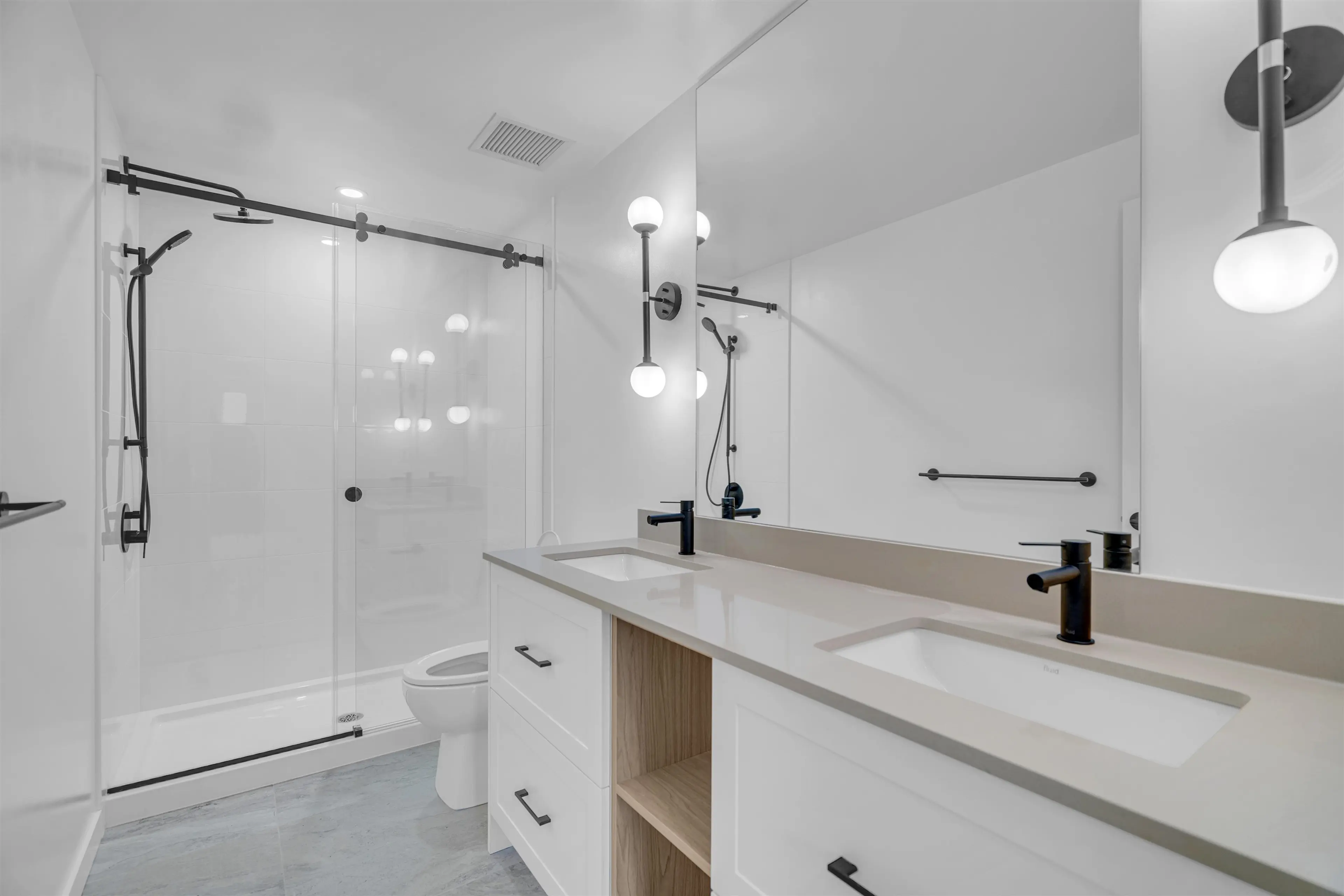 Property at #412 27249 ALDERGROVE TOWN CENTRE DRIVE, Langley, BC