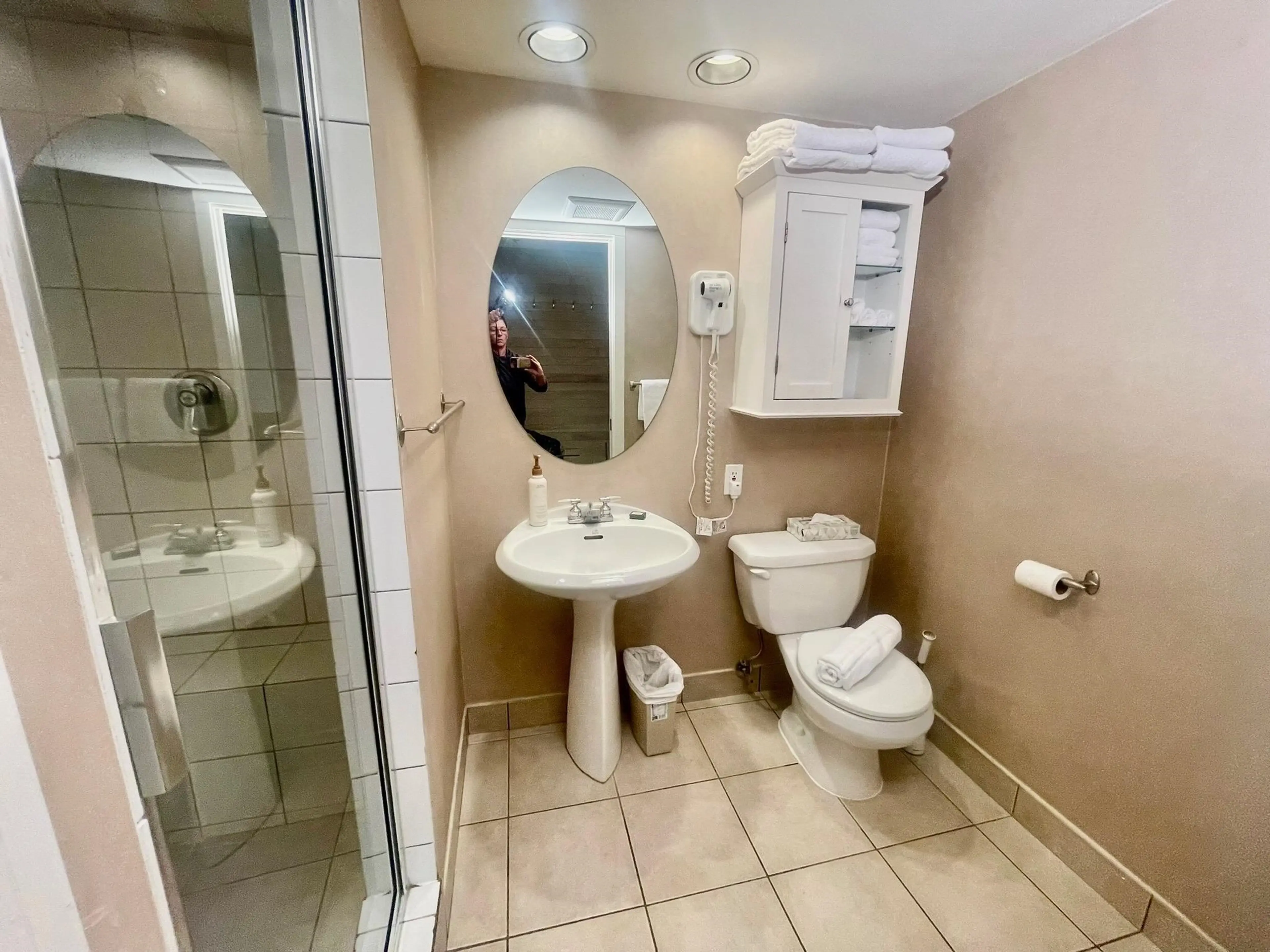 Property at #WEEK 11 902-4293 MOUNTAIN SQUARE, Whistler, BC