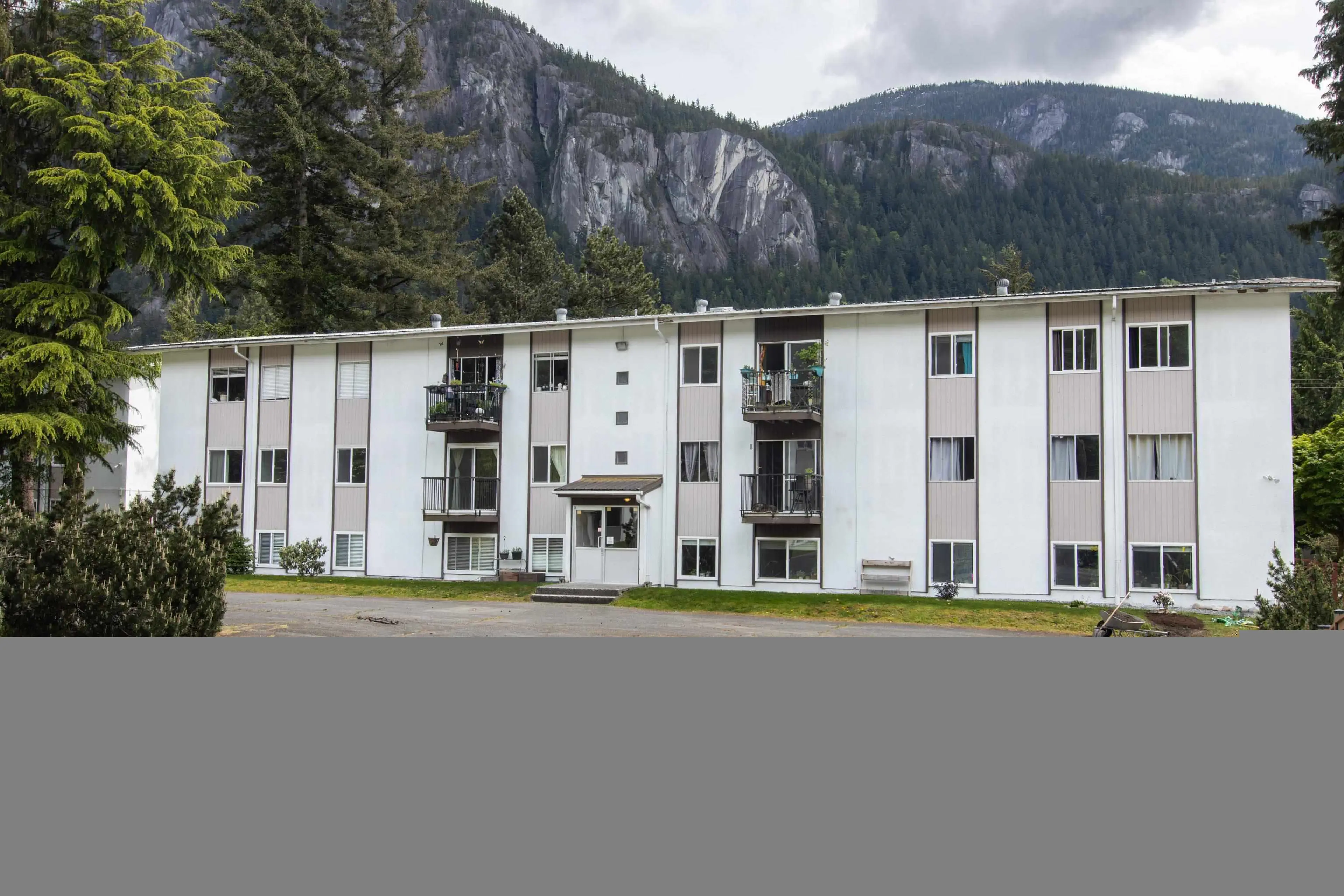 Property at #25 38175 WESTWAY AVENUE, Squamish, BC