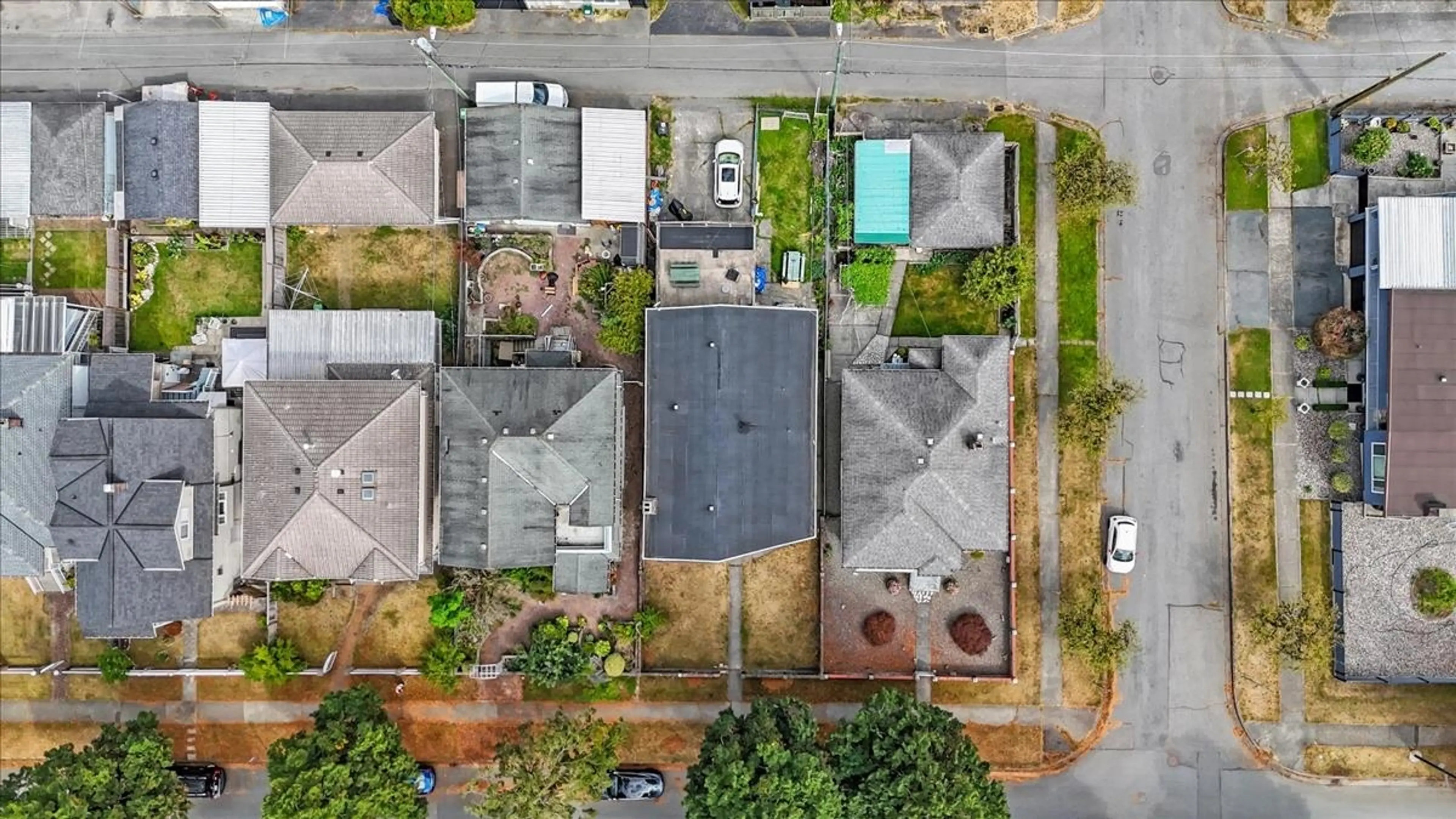 Property at 2593 E 25TH AVENUE, Vancouver, BC