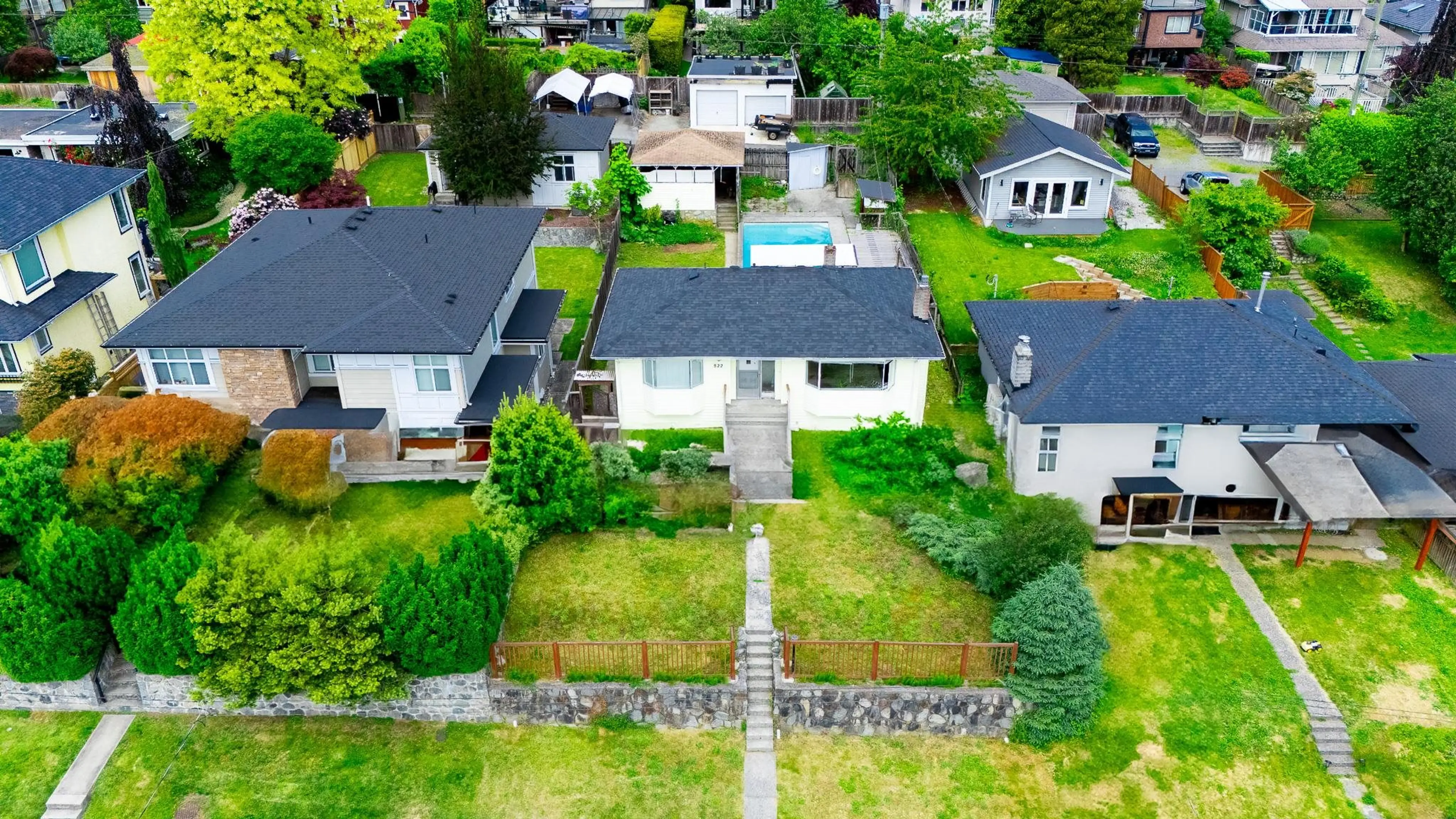 Property at 822 E 4TH STREET, North Vancouver, BC