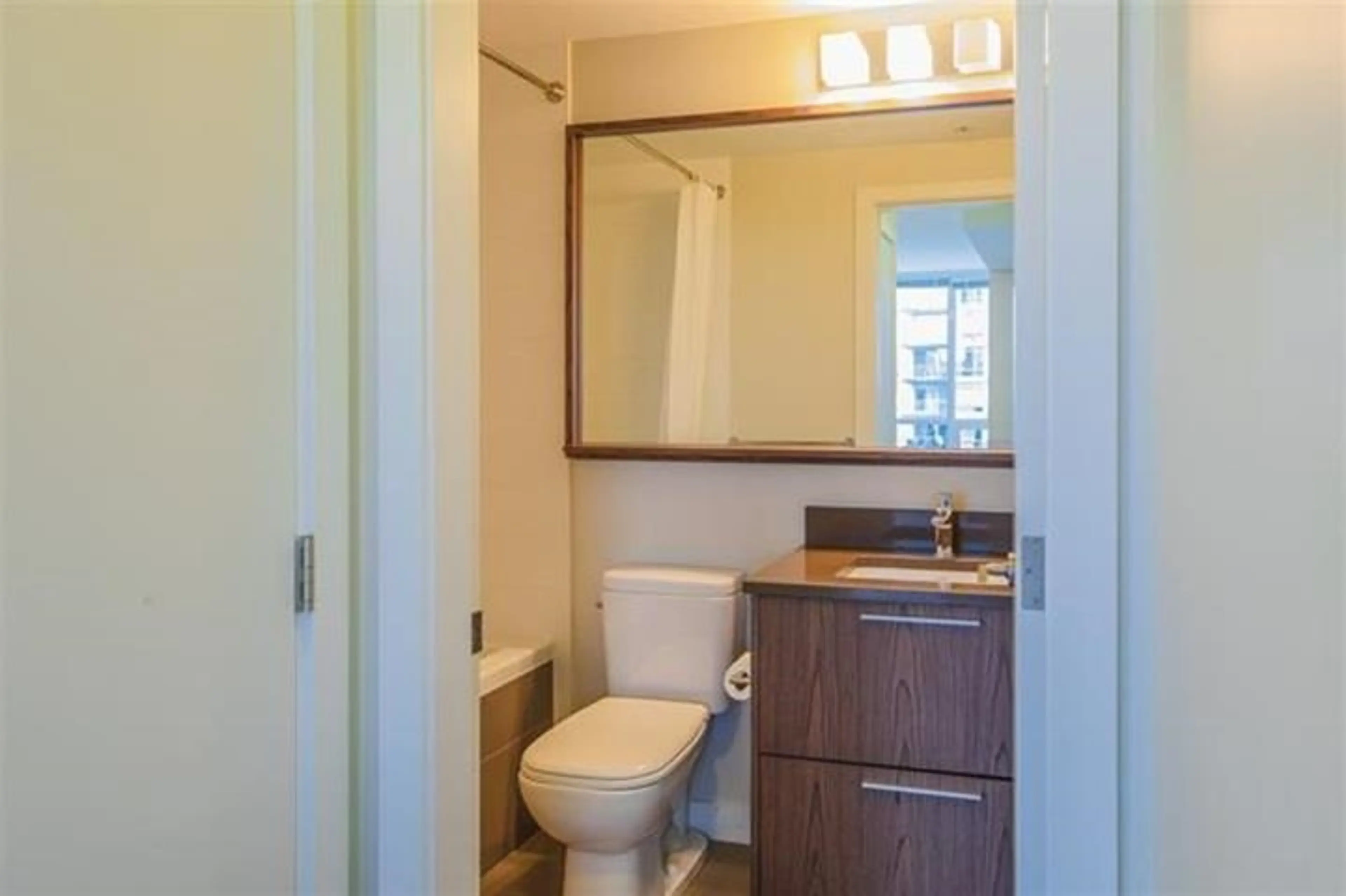 Property at #2607 2975 ATLANTIC AVENUE, Coquitlam, BC