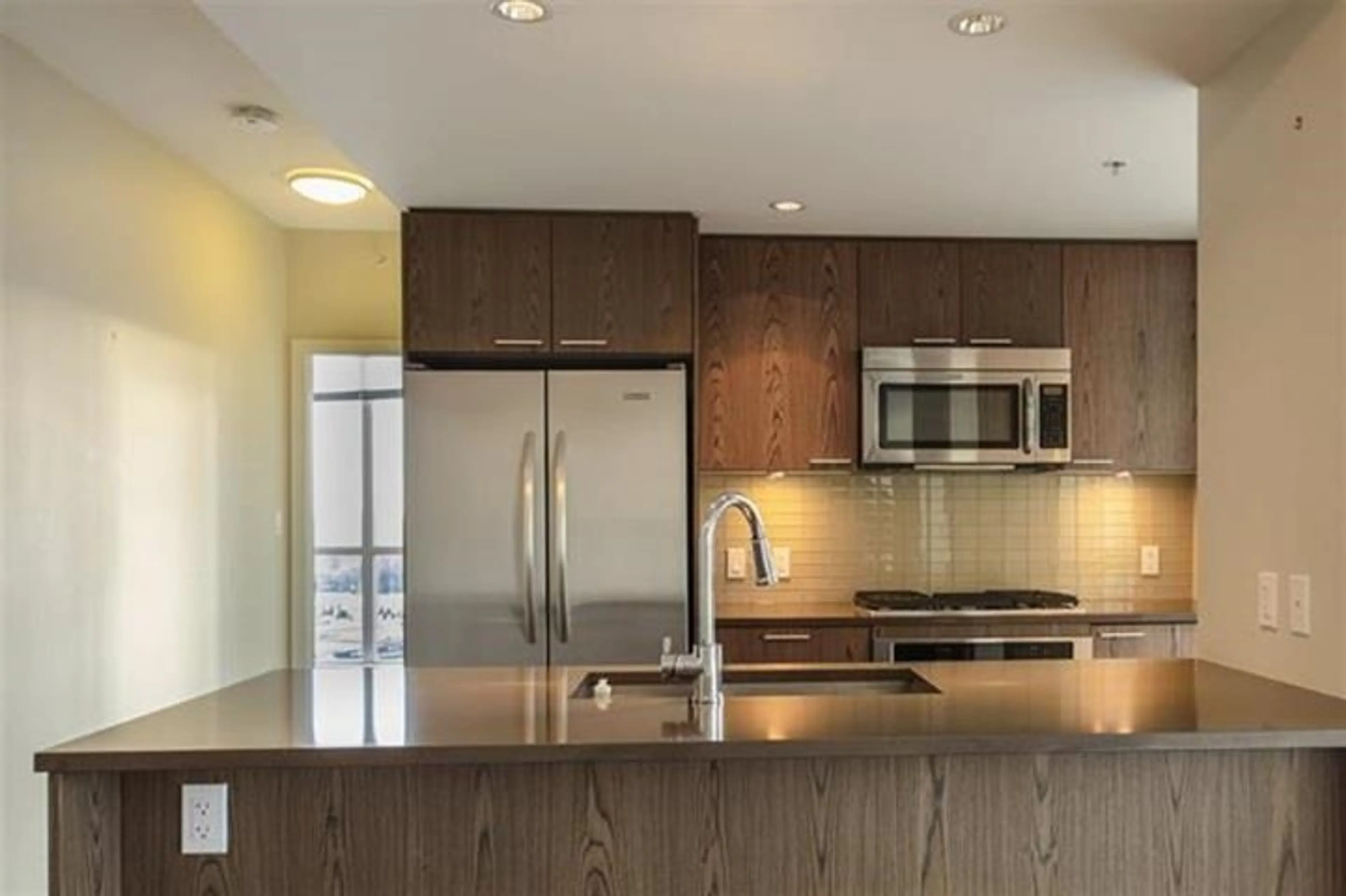 Property at #2607 2975 ATLANTIC AVENUE, Coquitlam, BC