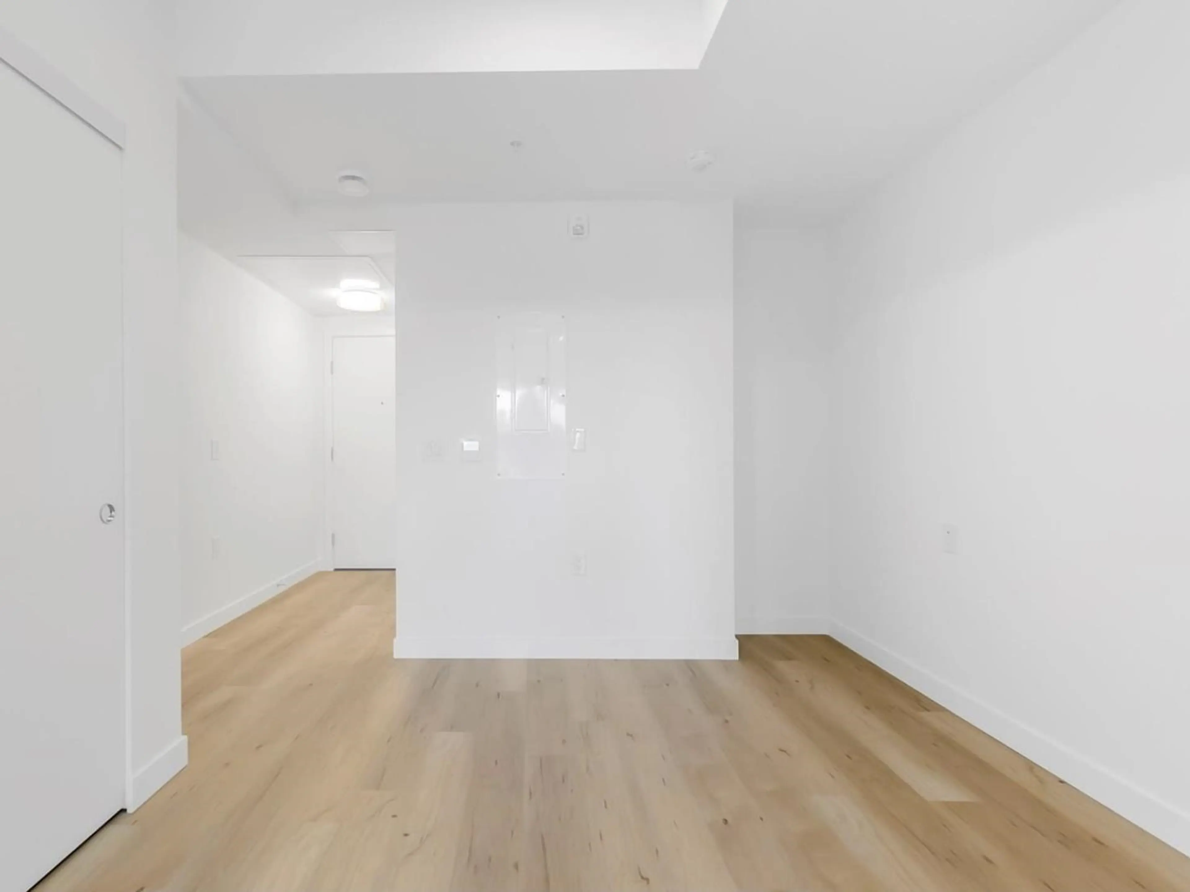 Property at #302 2446 SHAUGHNESSY STREET, Coquitlam, BC