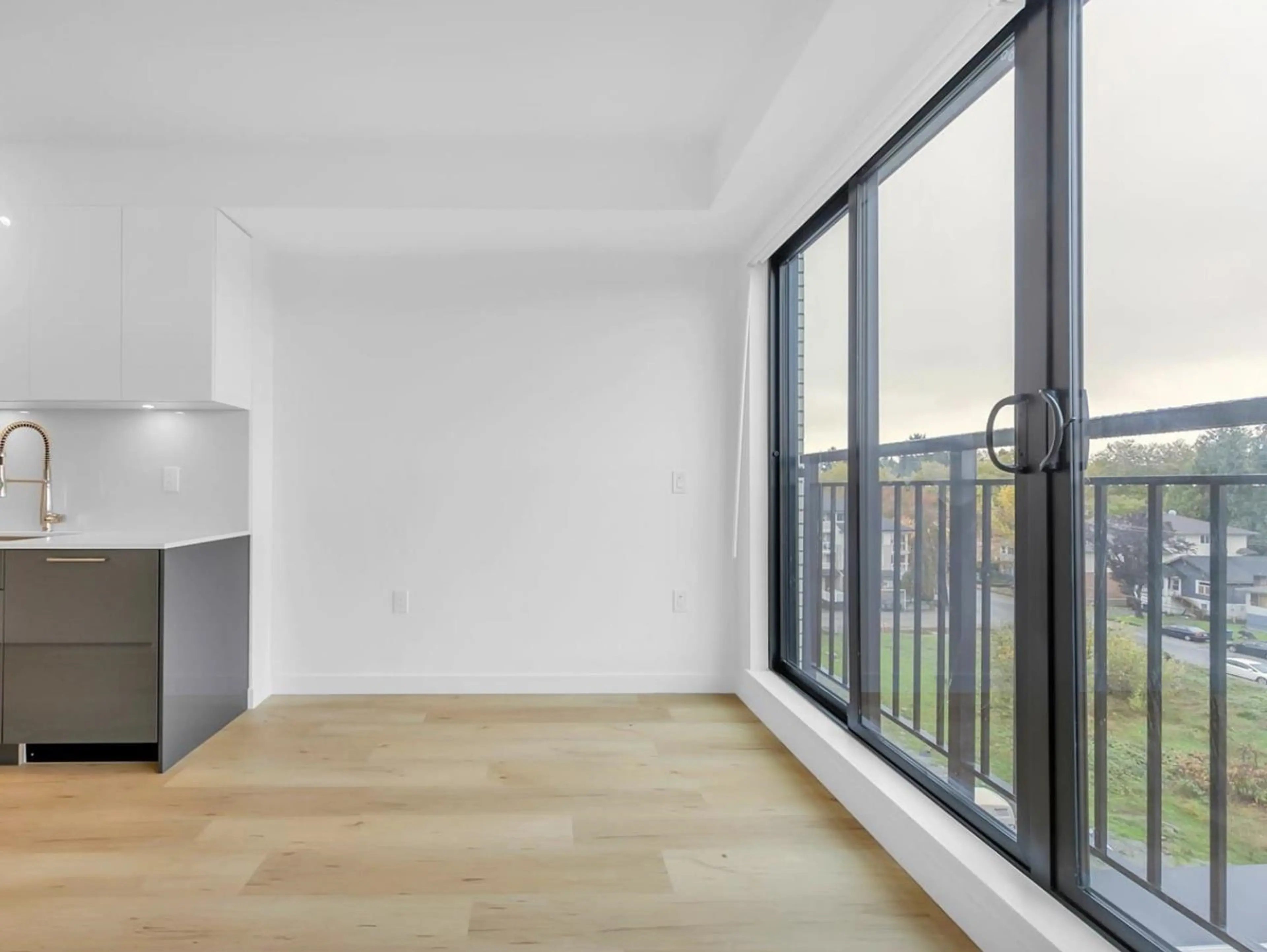 Property at #302 2446 SHAUGHNESSY STREET, Coquitlam, BC