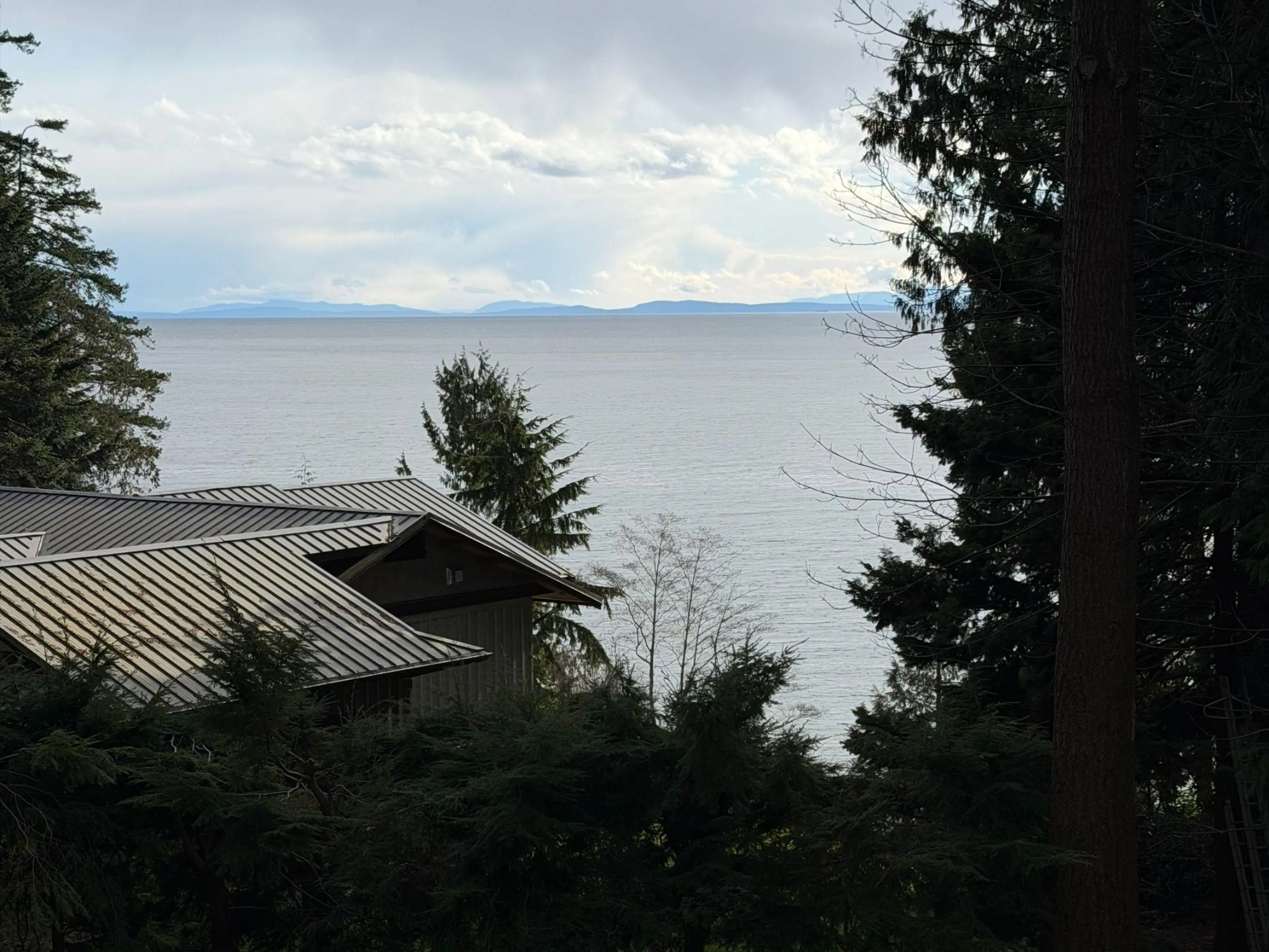 Property at 2405 MILLINER ROAD, Roberts Creek, BC