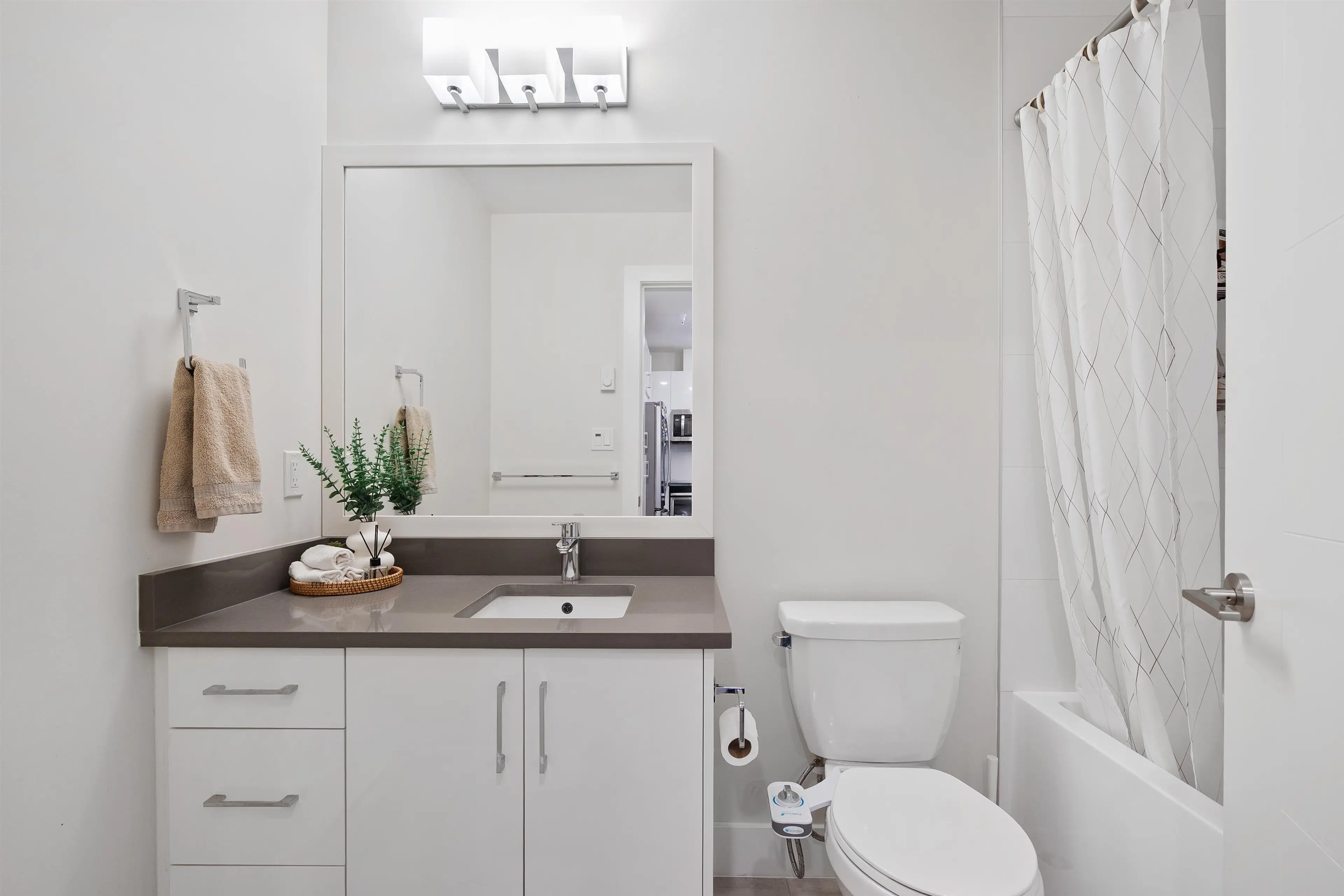 Property at #113 15351 101 AVENUE, Surrey, BC