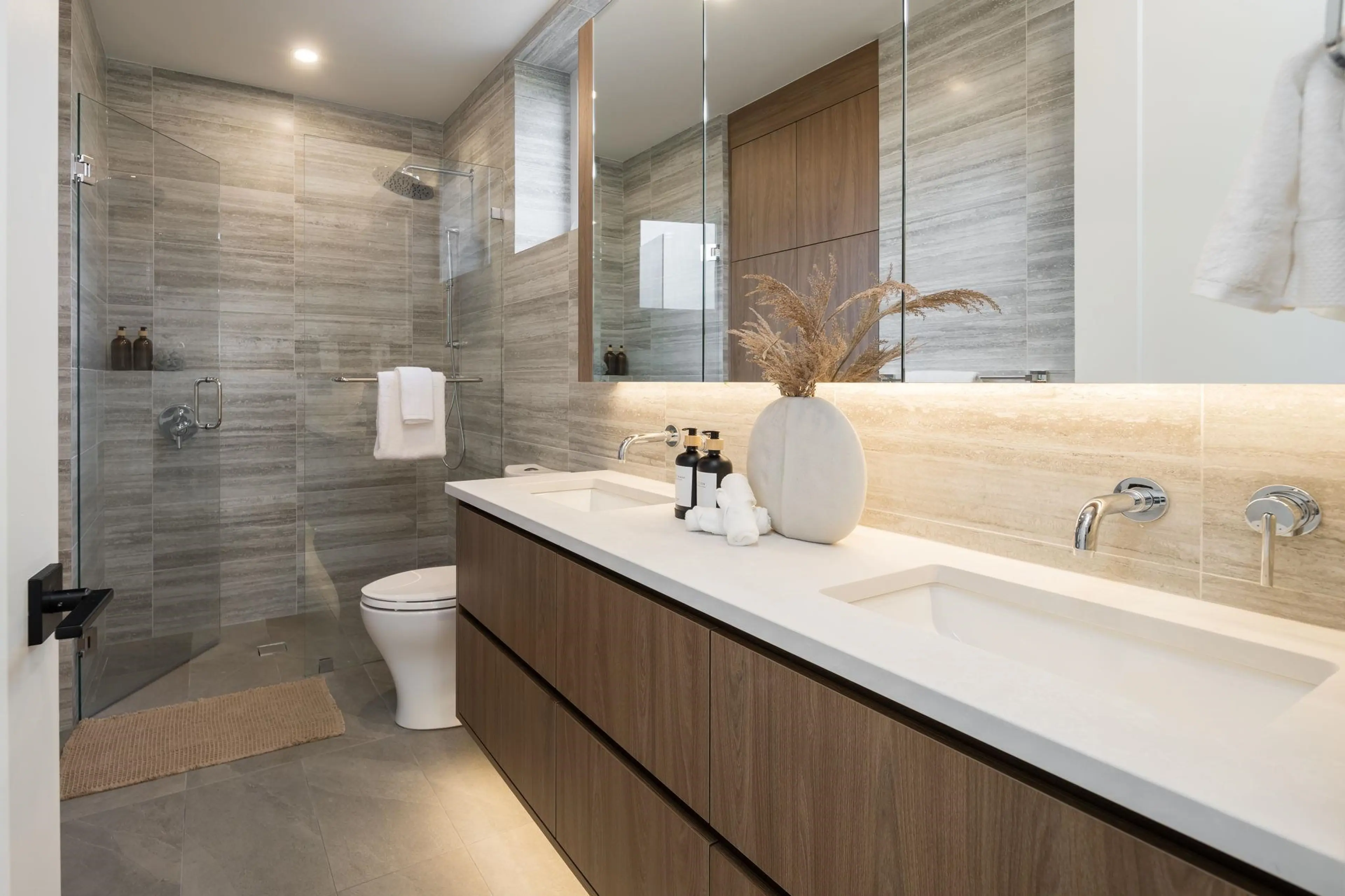 Property at #4 950 W 57TH AVENUE, Vancouver, BC