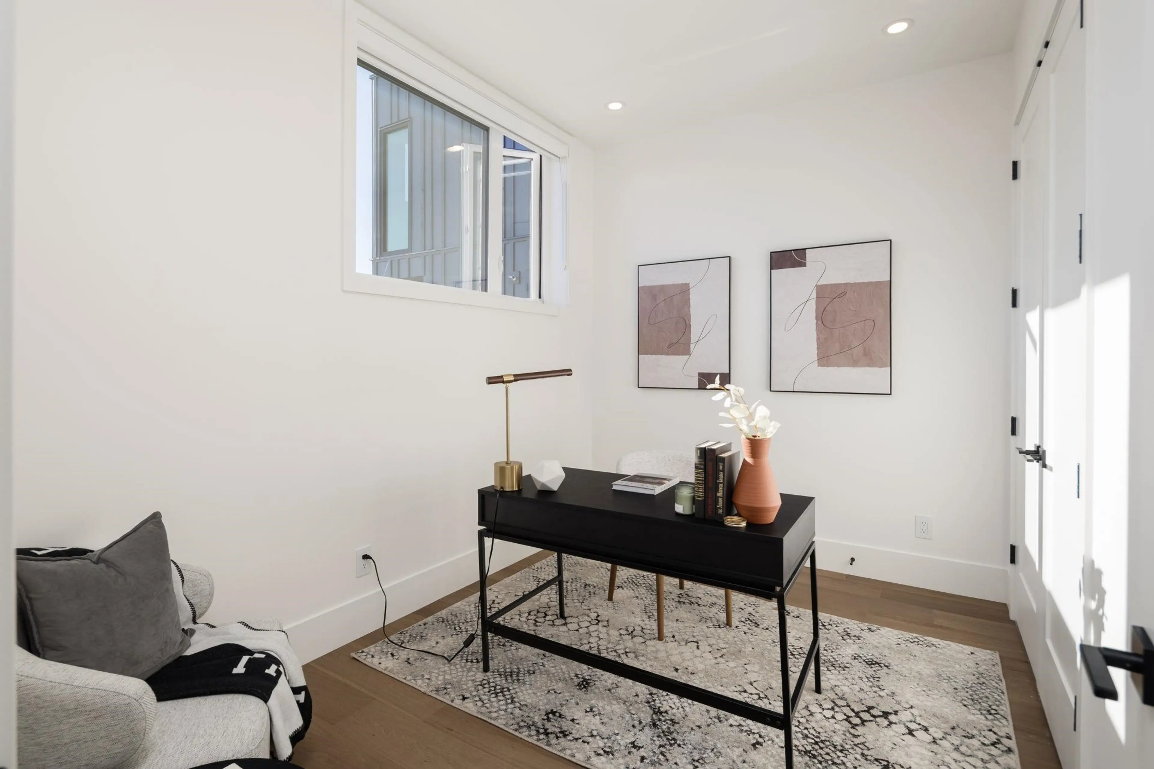 Property at #1 950 W 57TH AVENUE, Vancouver, BC