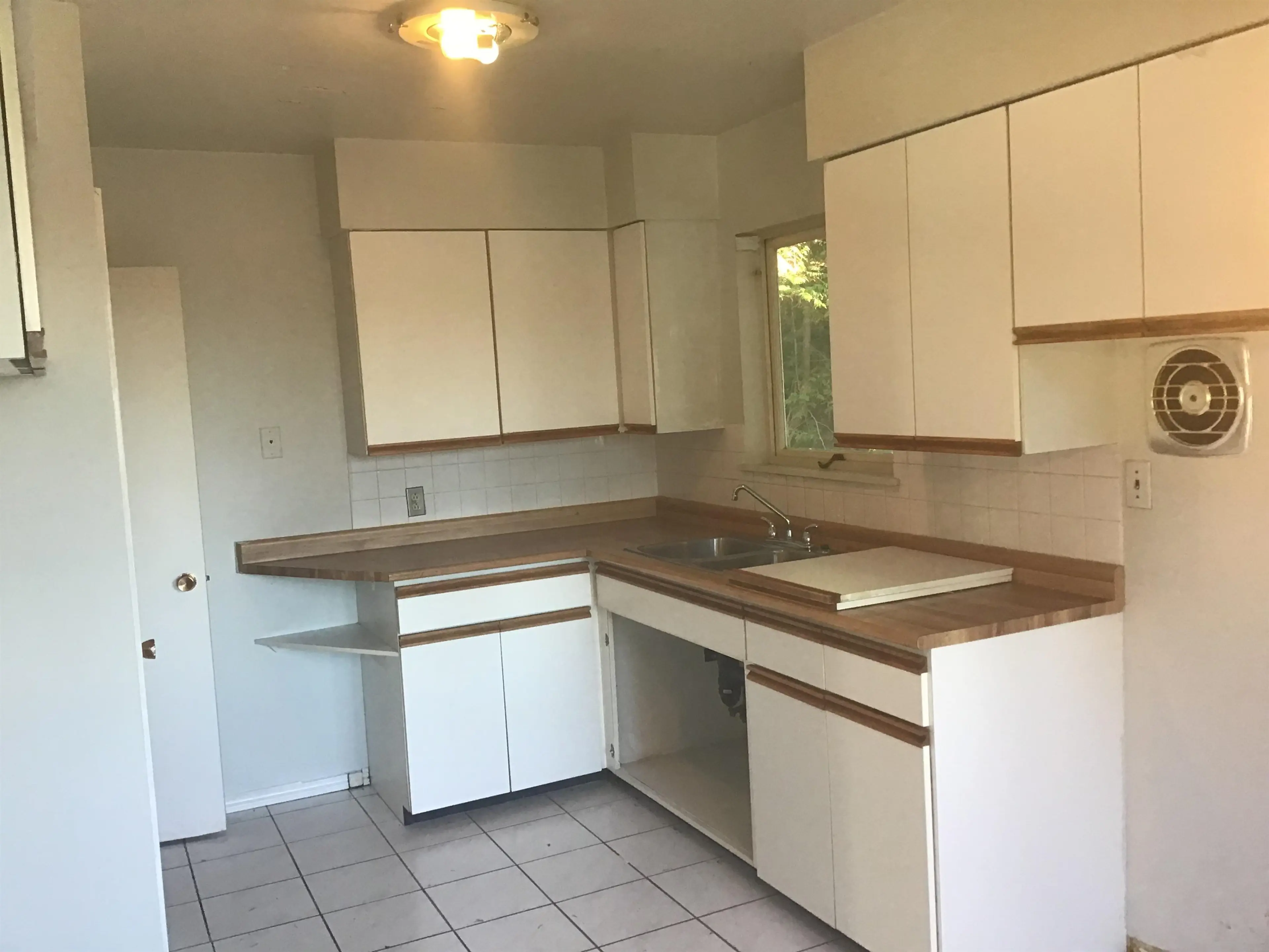 Property at 528 GREENWAY AVENUE, North Vancouver, BC