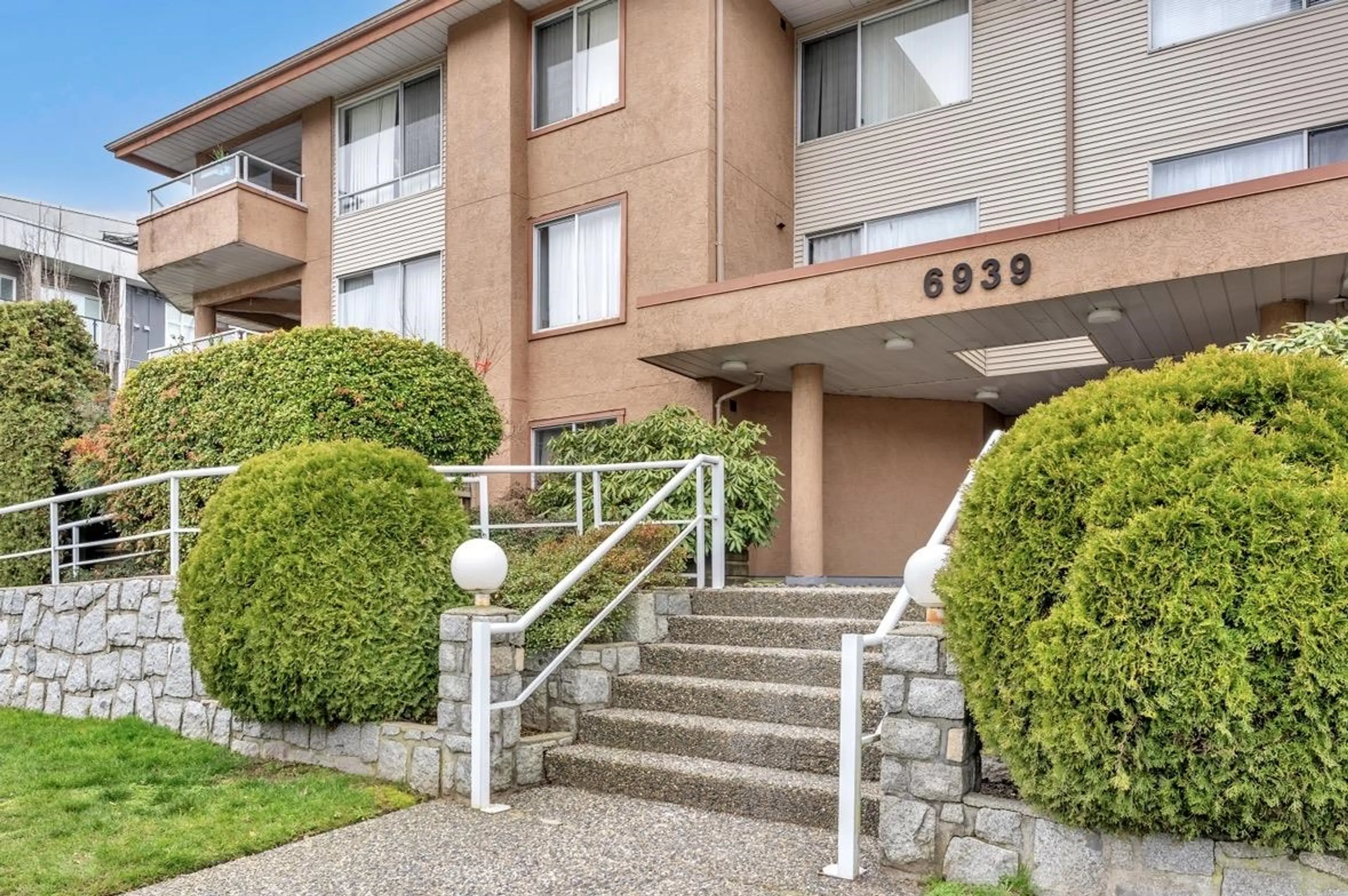 Property at #212 6939 GILLEY AVENUE, Burnaby, BC