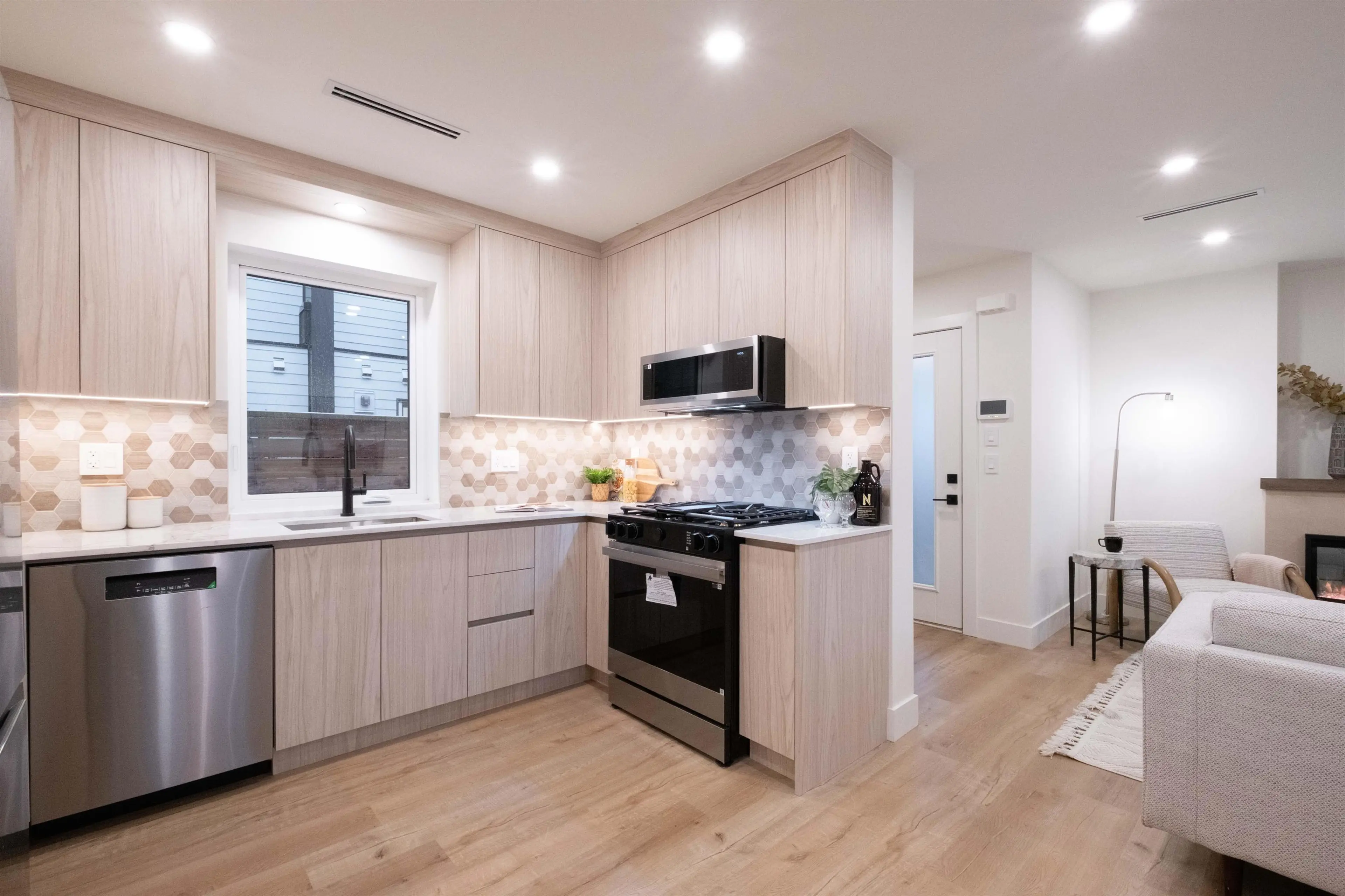 Property at 2665 E PENDER STREET, Vancouver, BC