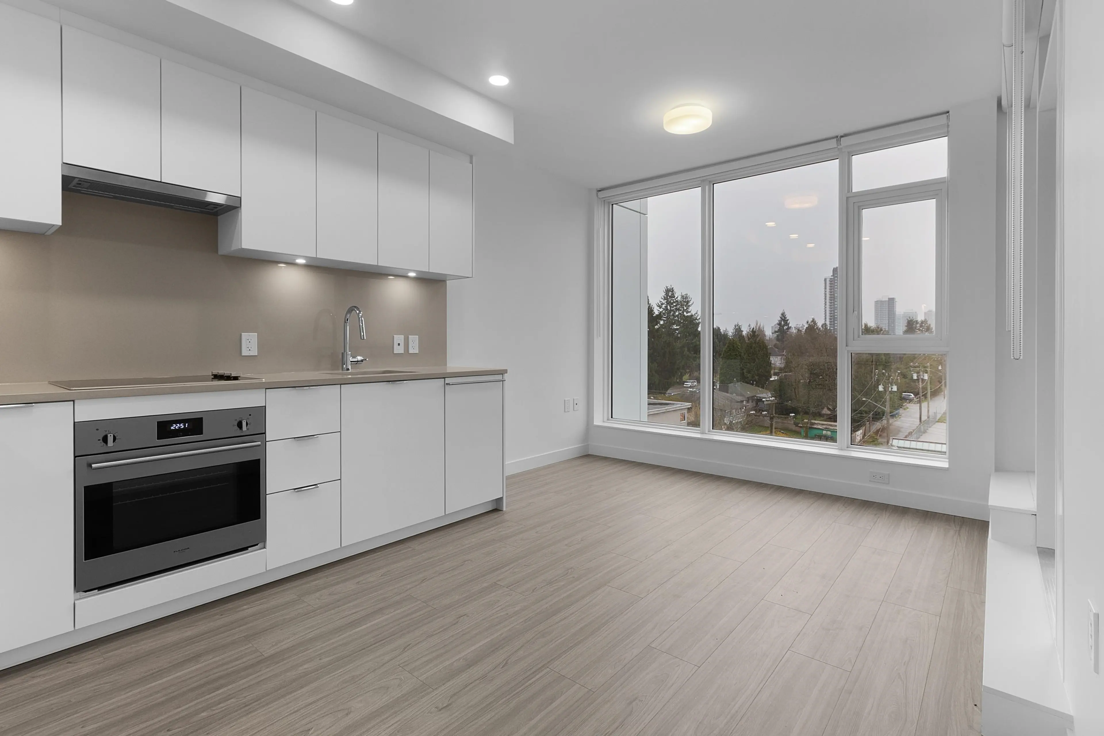 Property at #504 13675 107A AVENUE, Surrey, BC