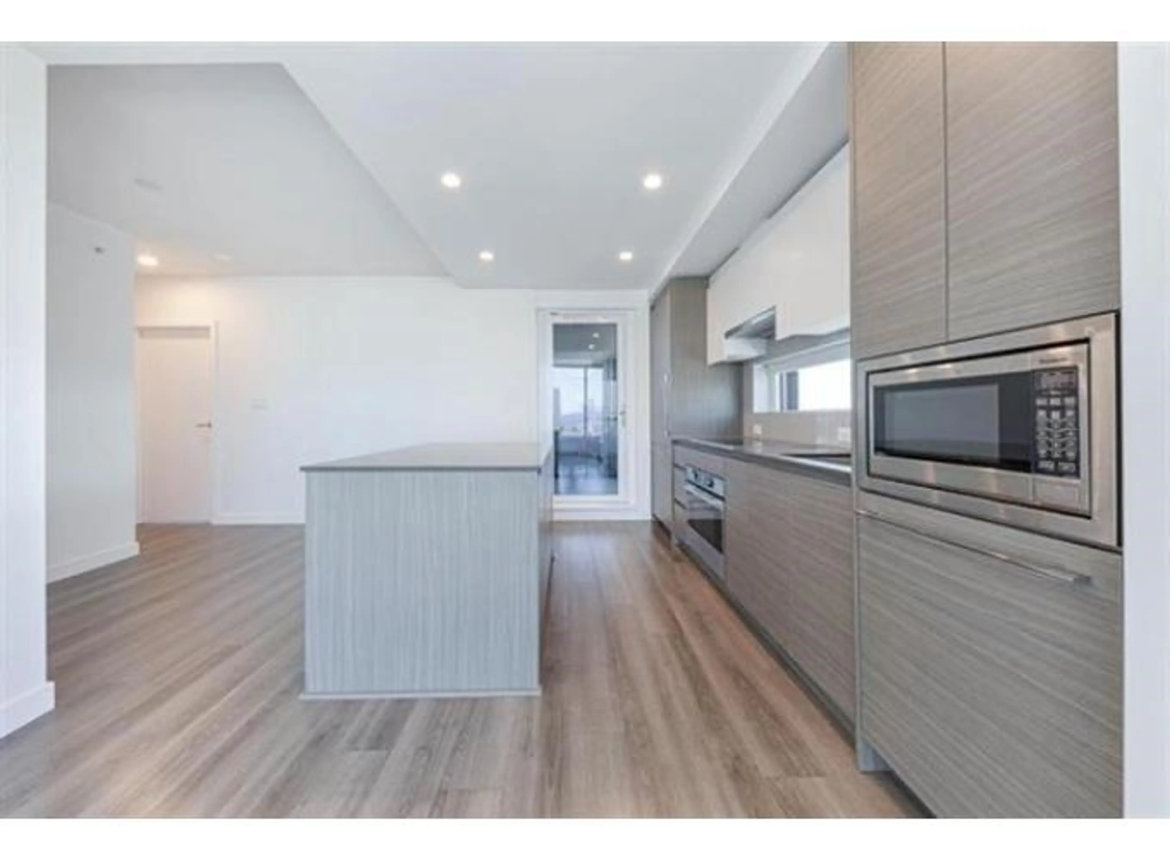 Property at #2704 13615 FRASER HIGHWAY, Surrey, BC