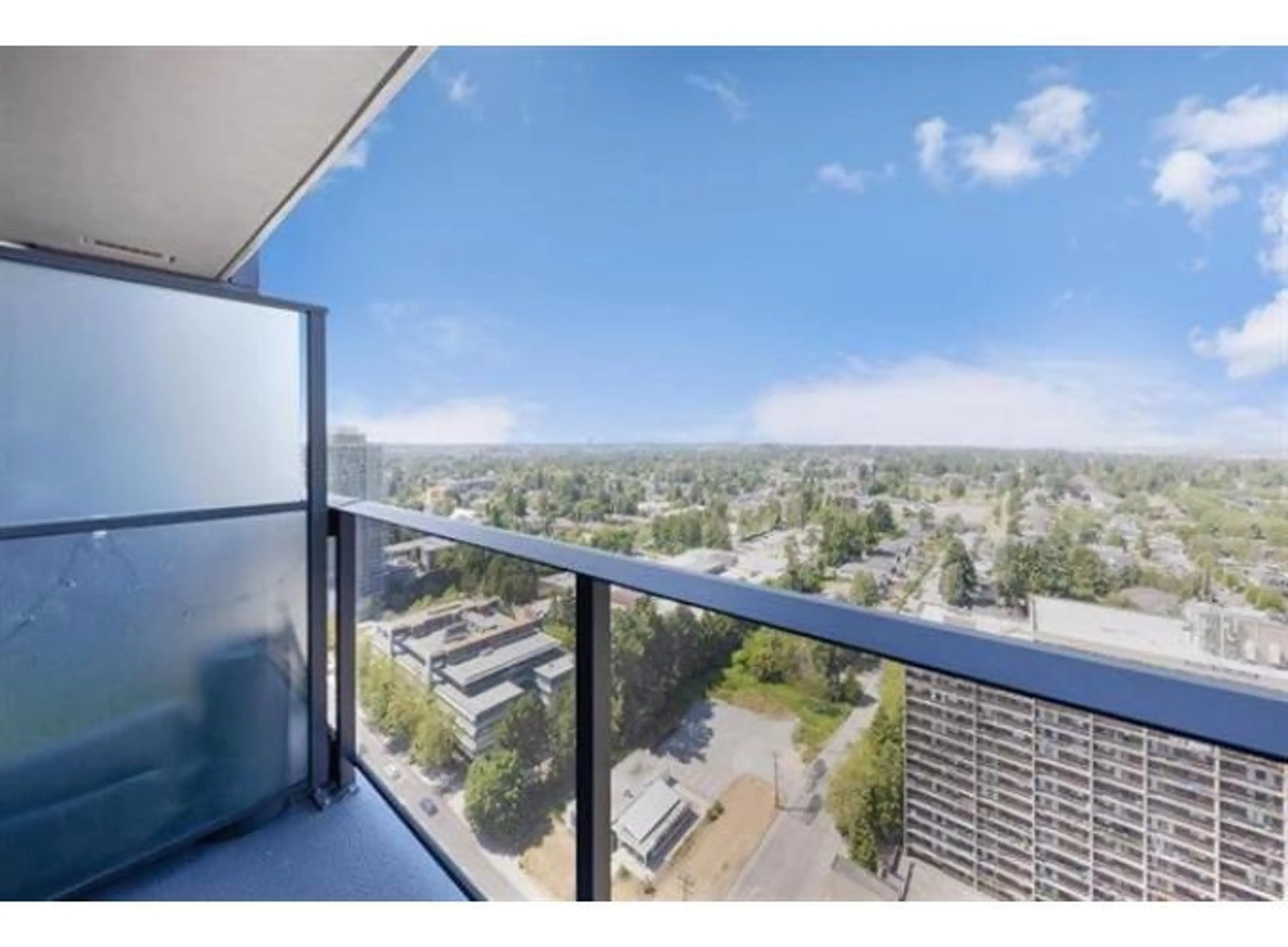 Property at #2704 13615 FRASER HIGHWAY, Surrey, BC