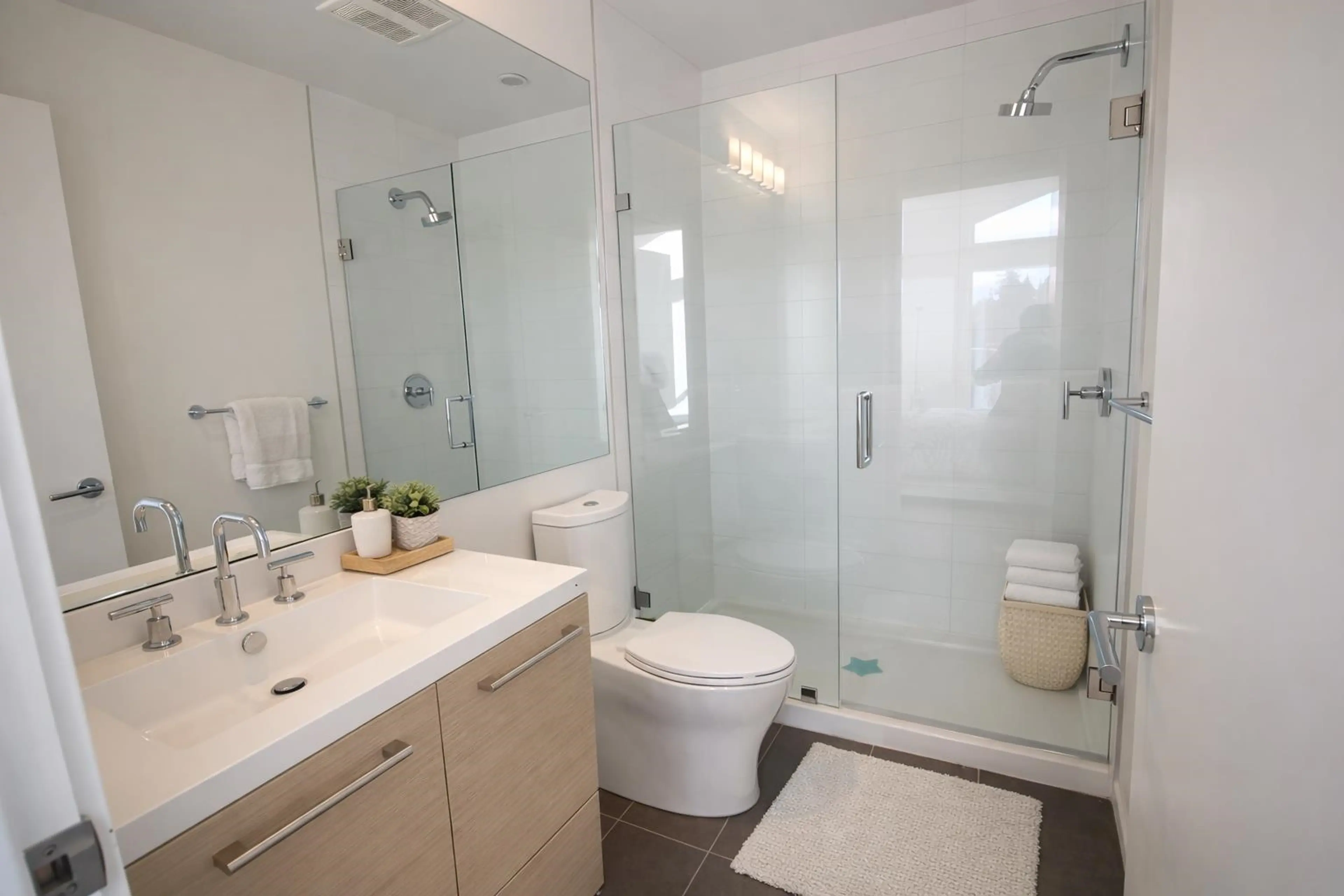 Property at #6 909 CLARKE ROAD, Port Moody, BC