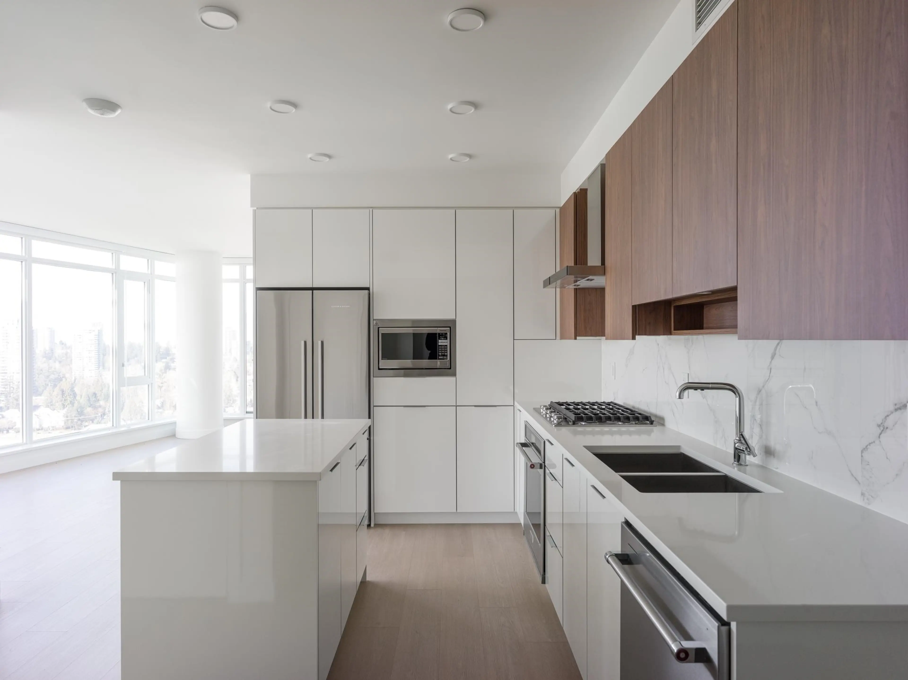 Property at #2105 7769 PARK CRESCENT, Burnaby, BC