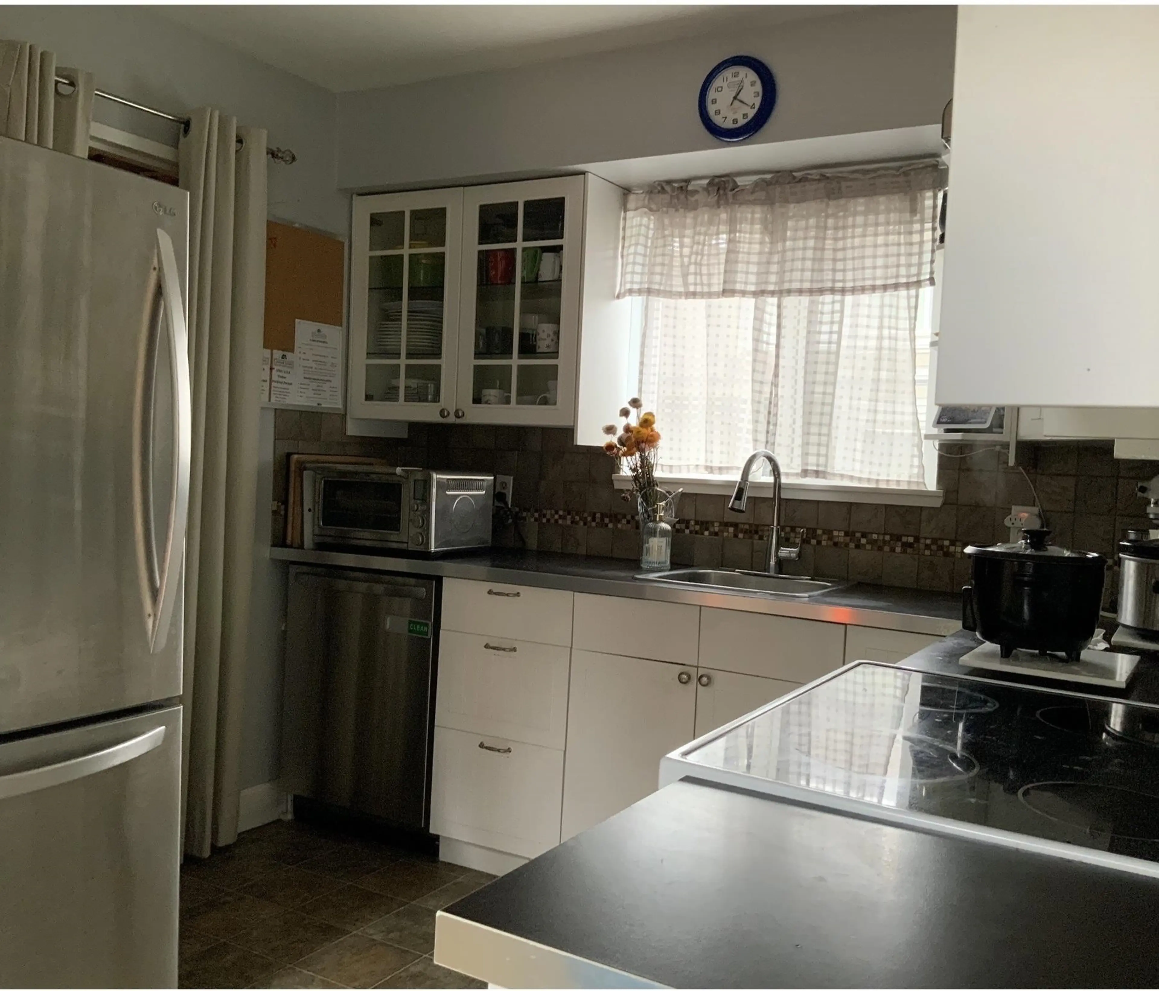 Property at 19205 FAIRWAY DRIVE, Surrey, BC