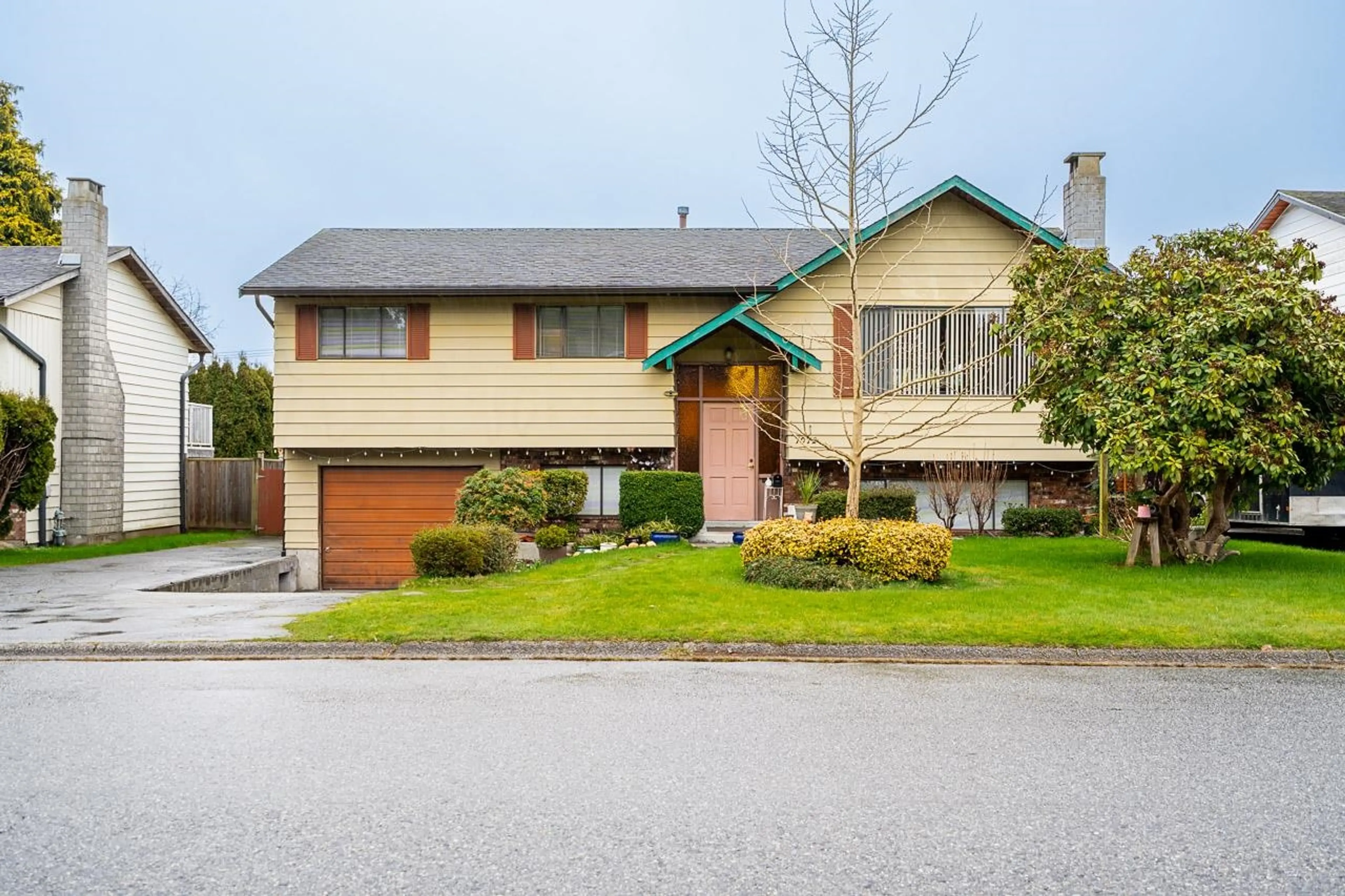 Property at 7072 E BREWSTER DRIVE, Delta, BC