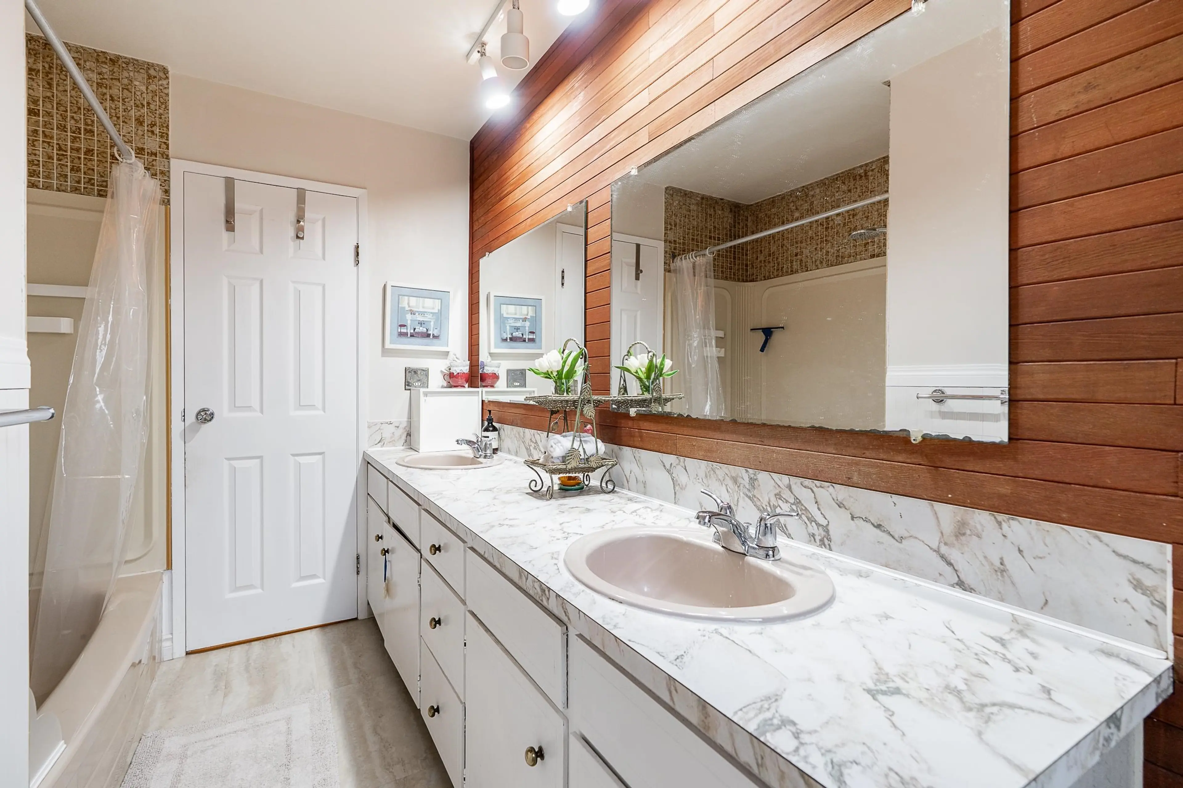 Property at 11148 84B AVENUE, Delta, BC