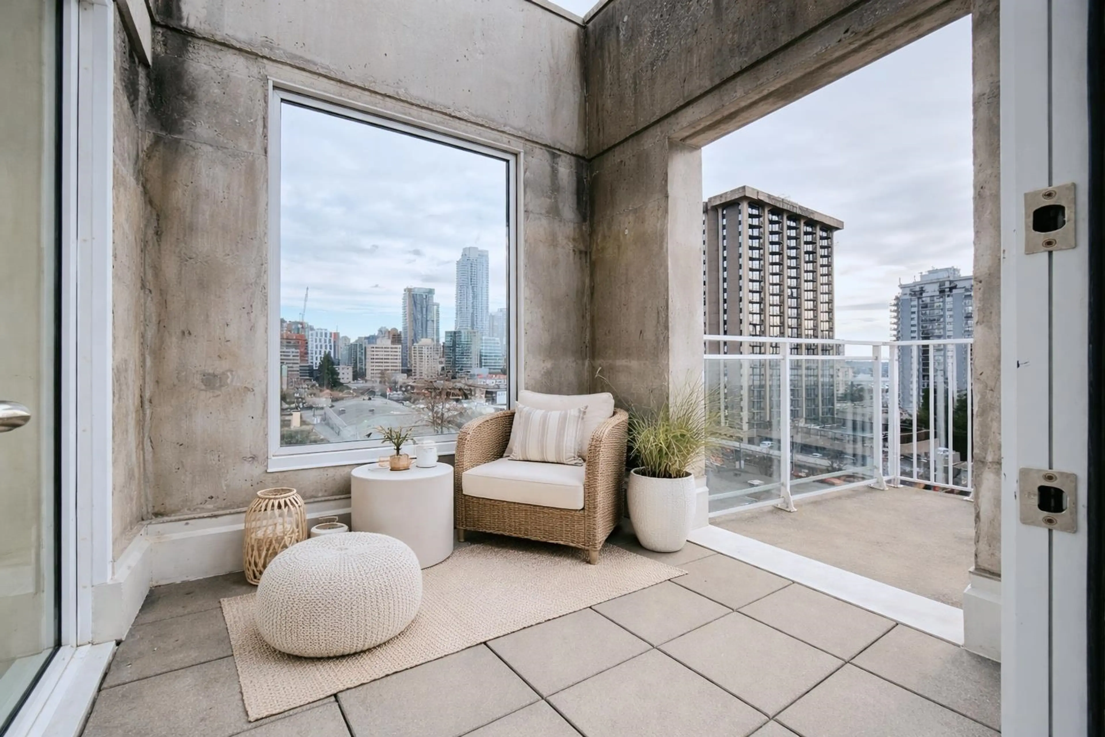 Property at #802 1150 BUTE STREET, Vancouver, BC