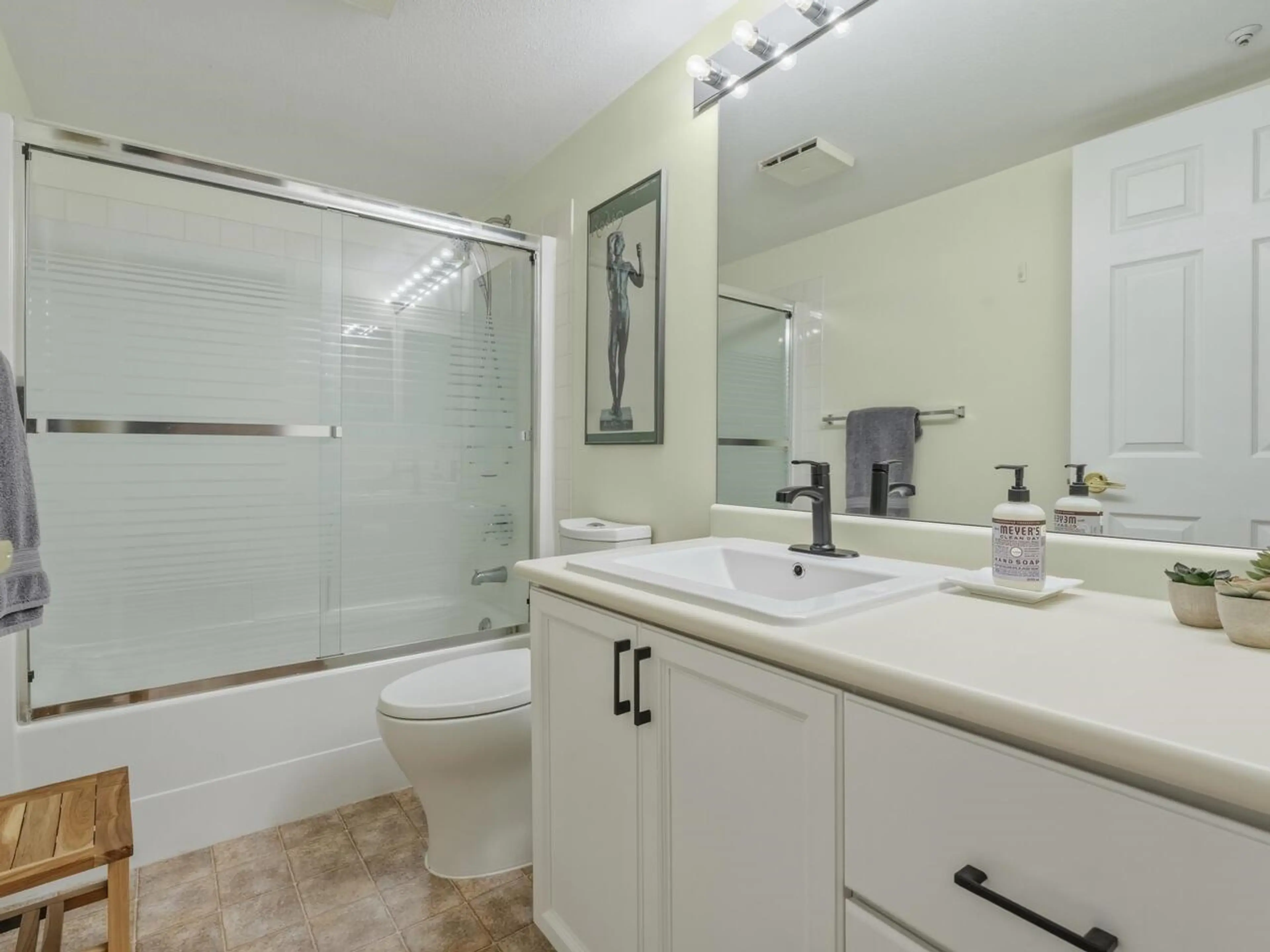 Property at #410 68 RICHMOND STREET, New Westminster, BC