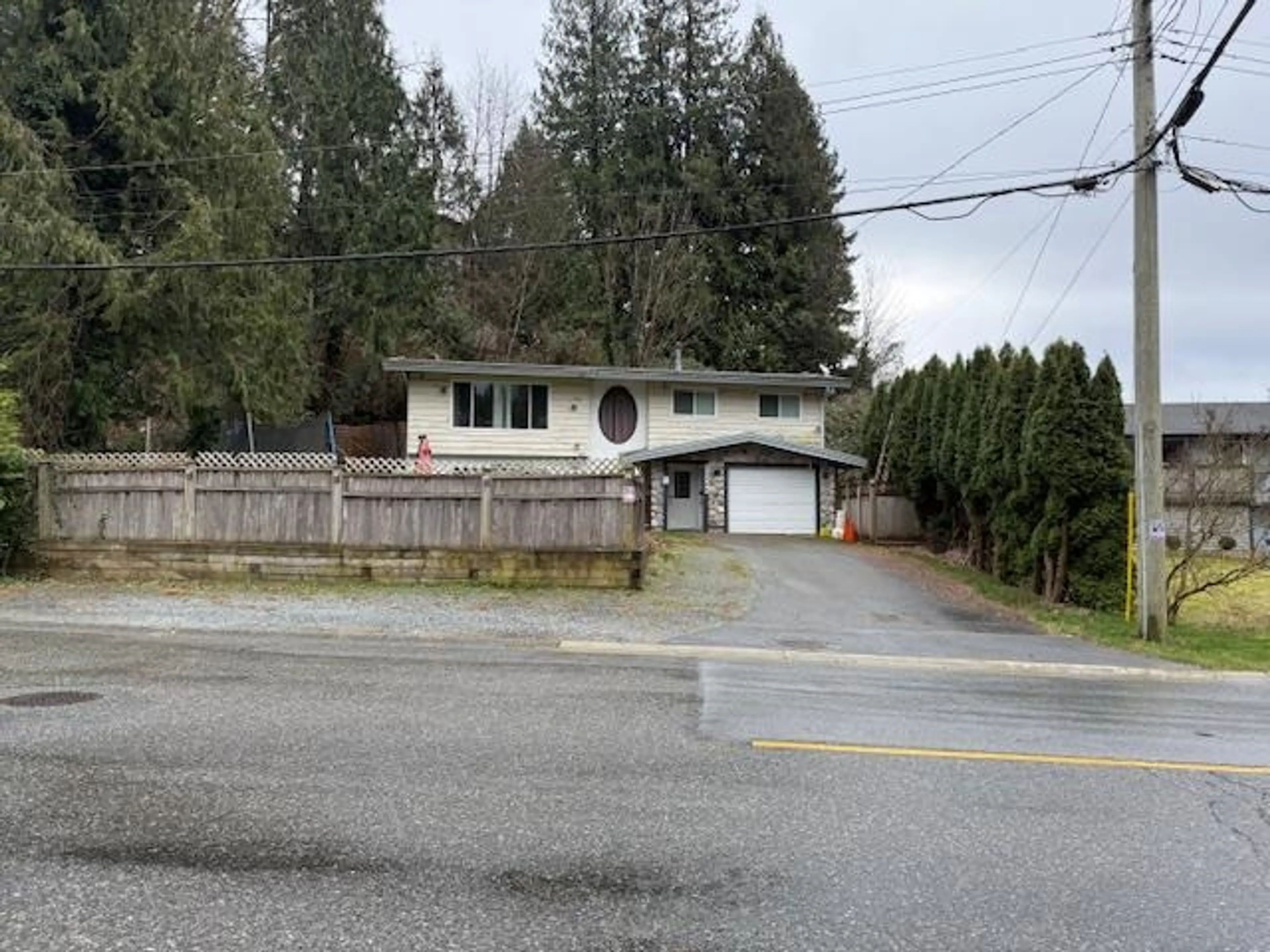 Property at 33368 KNIGHT AVENUE, Mission, BC