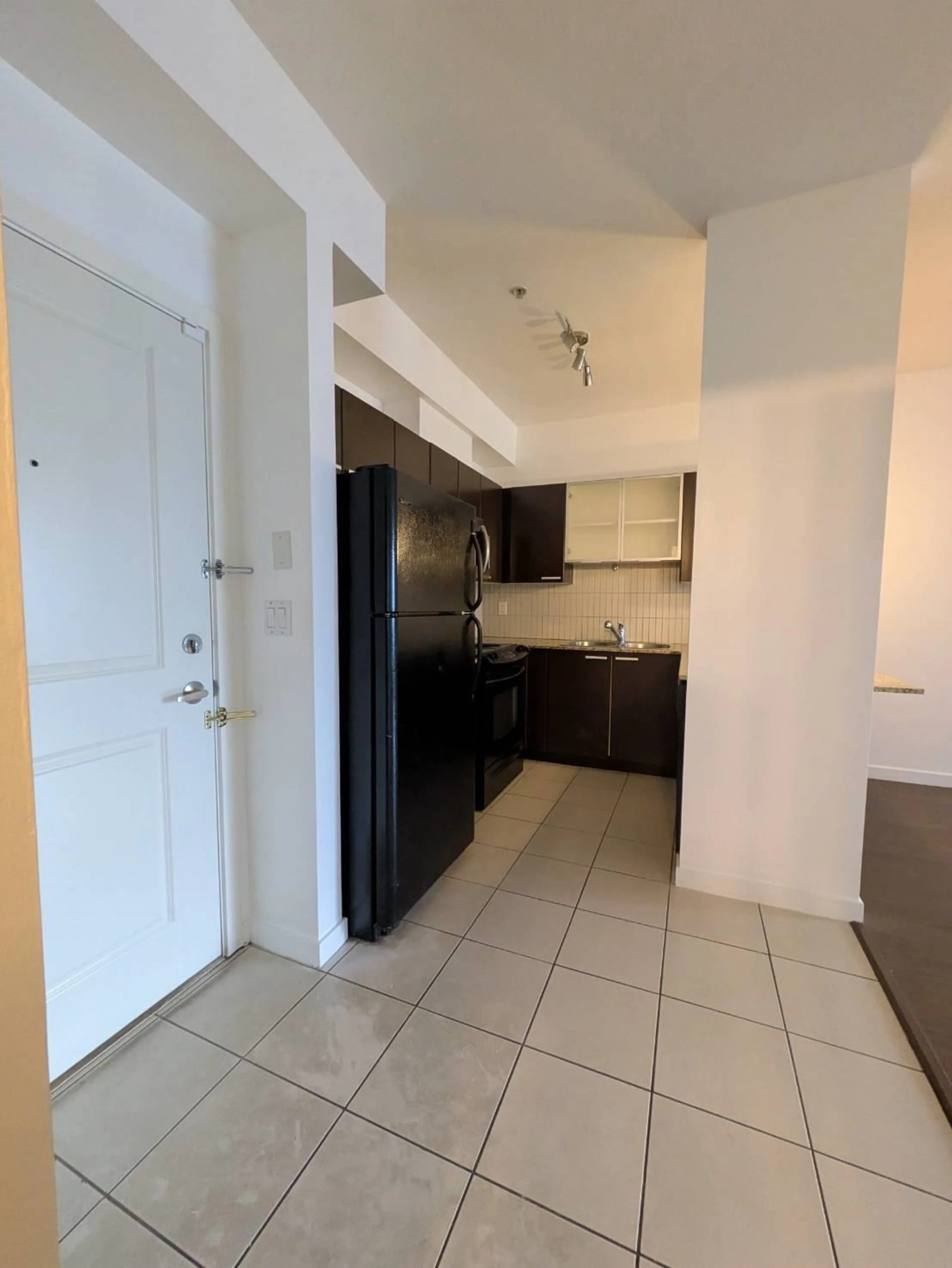 Property at #106 10499 UNIVERSITY DRIVE, Surrey, BC