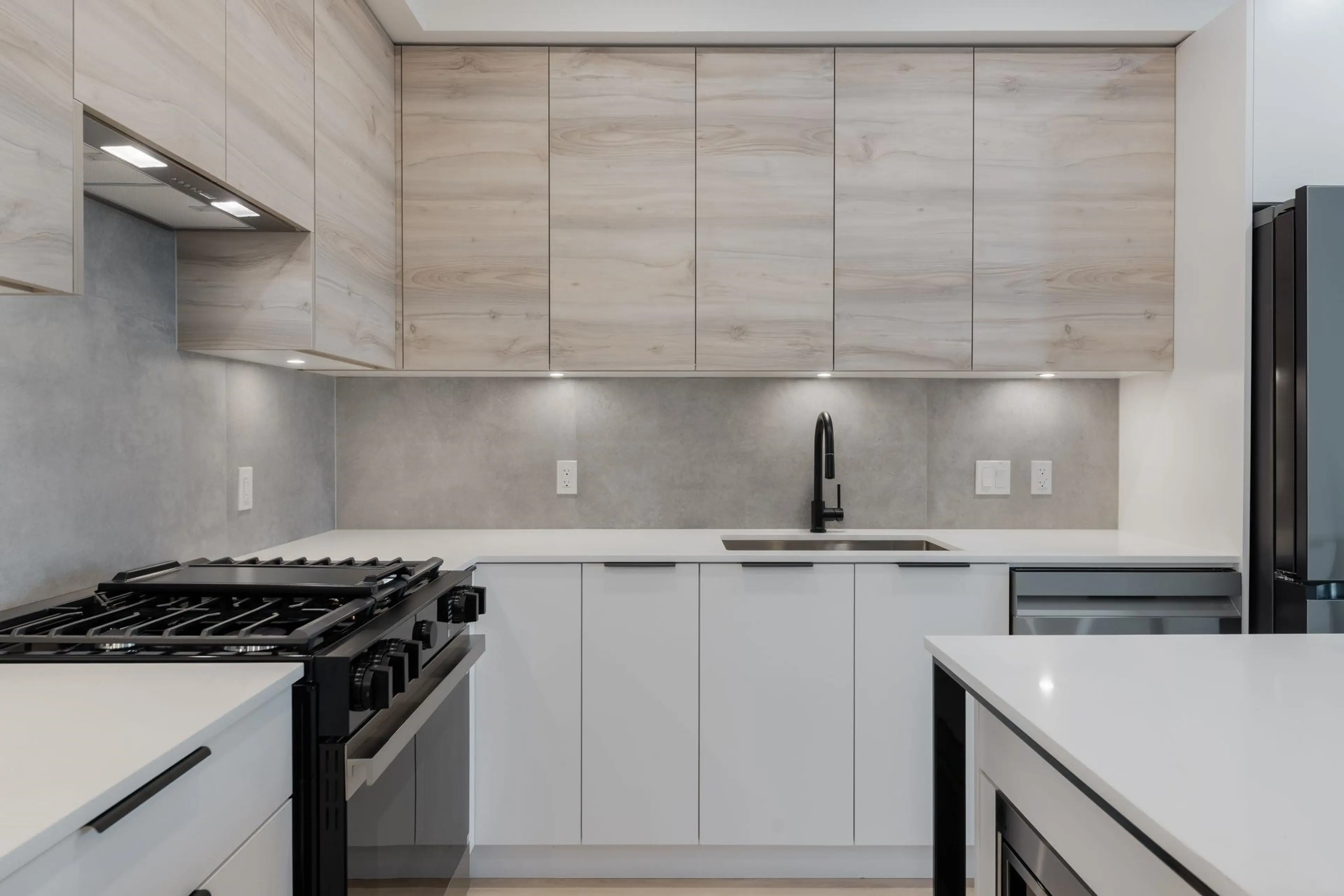 Property at #604 30494 CARDINAL AVENUE, Abbotsford, BC