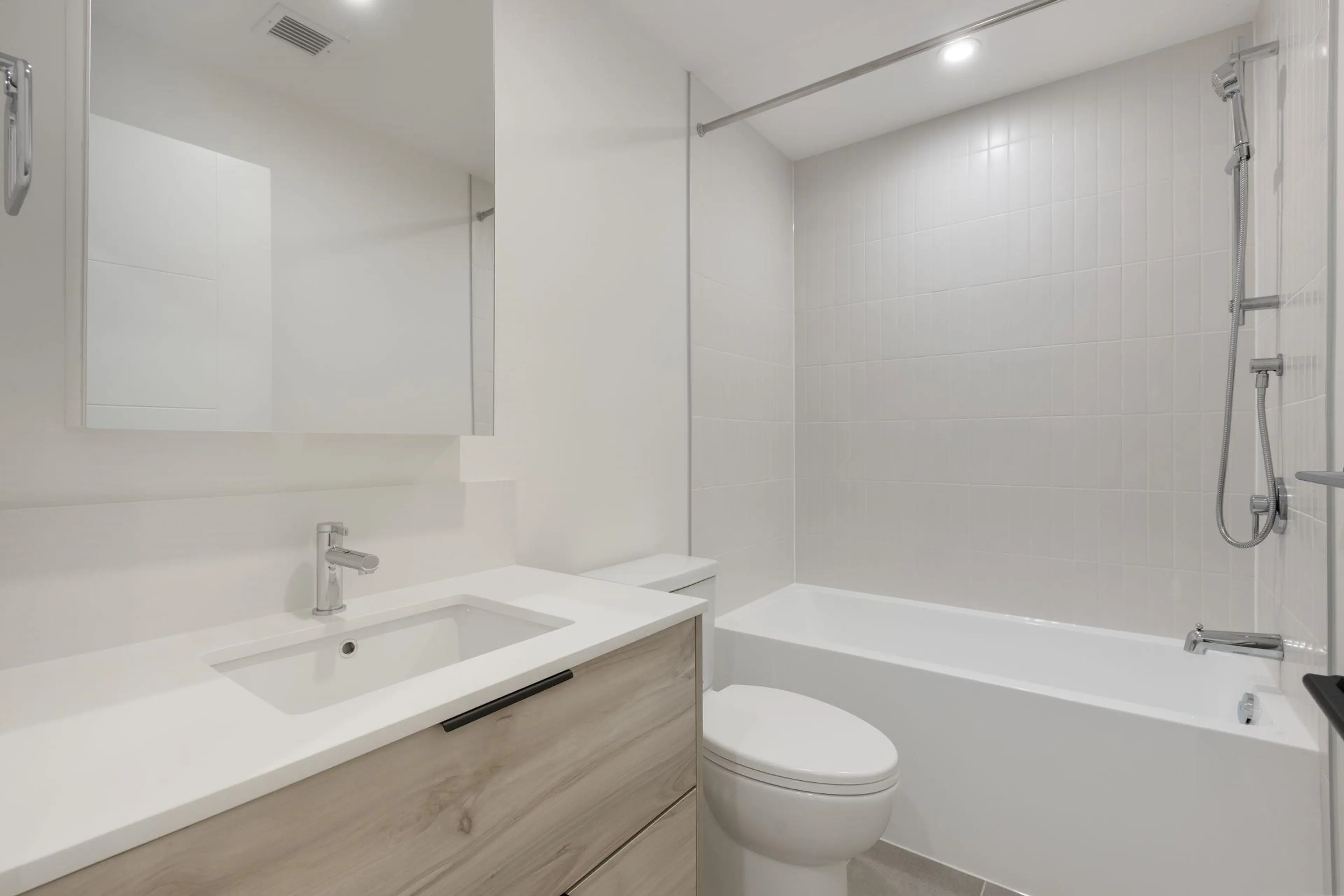 Property at #604 30494 CARDINAL AVENUE, Abbotsford, BC