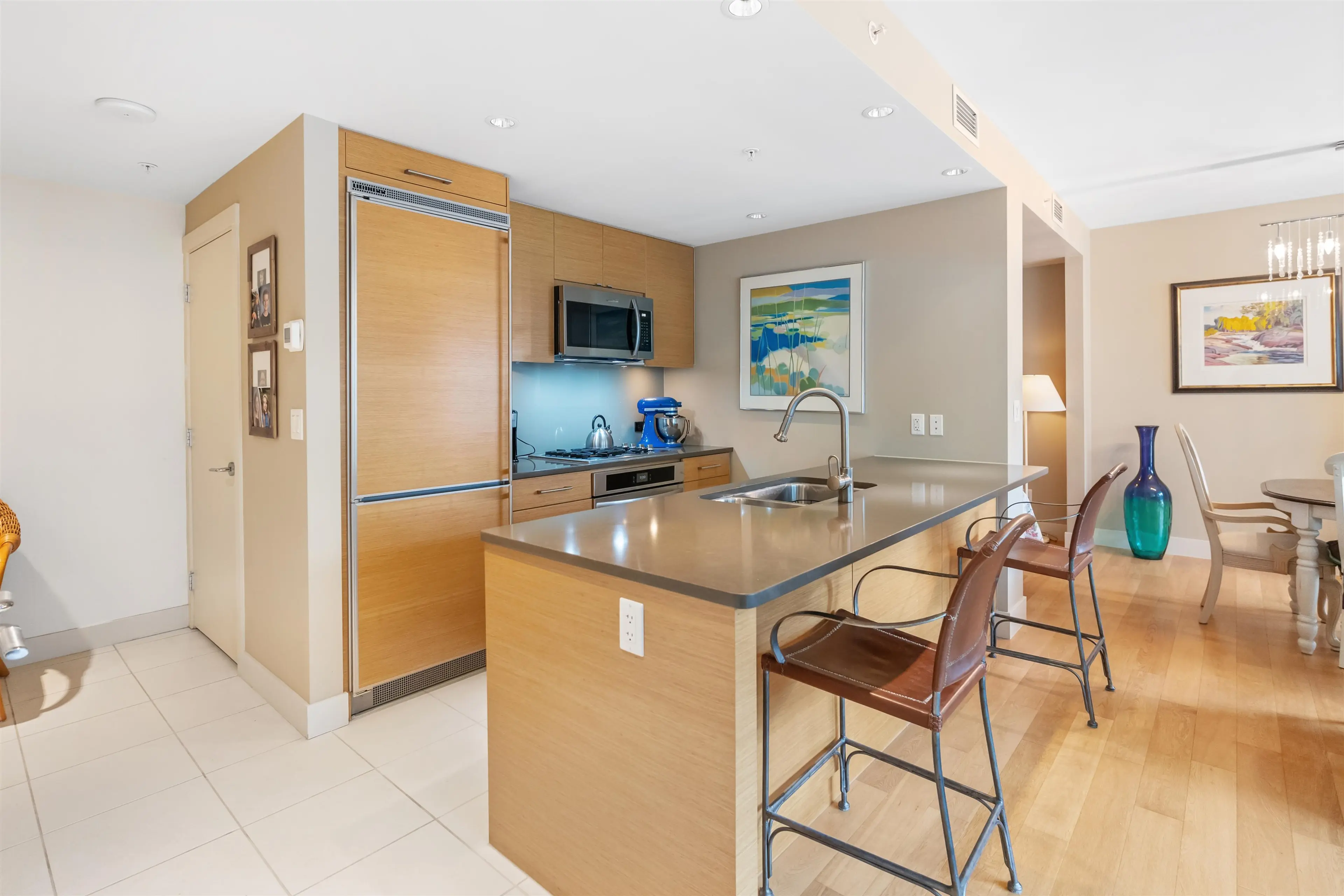 Property at #303 1473 JOHNSTON ROAD, White Rock, BC