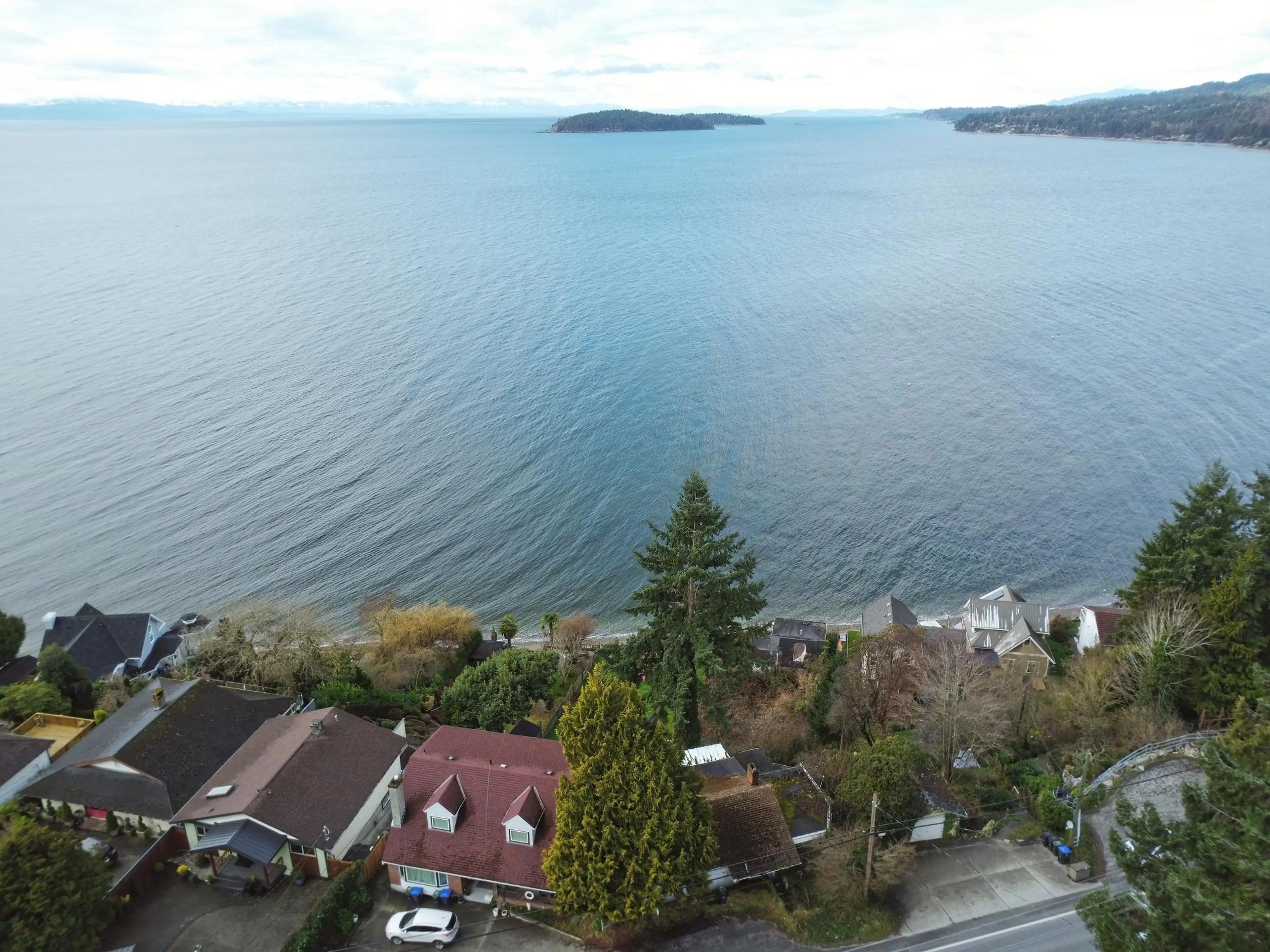 Property at 5225B SUNSHINE COAST HIGHWAY, Sechelt, BC