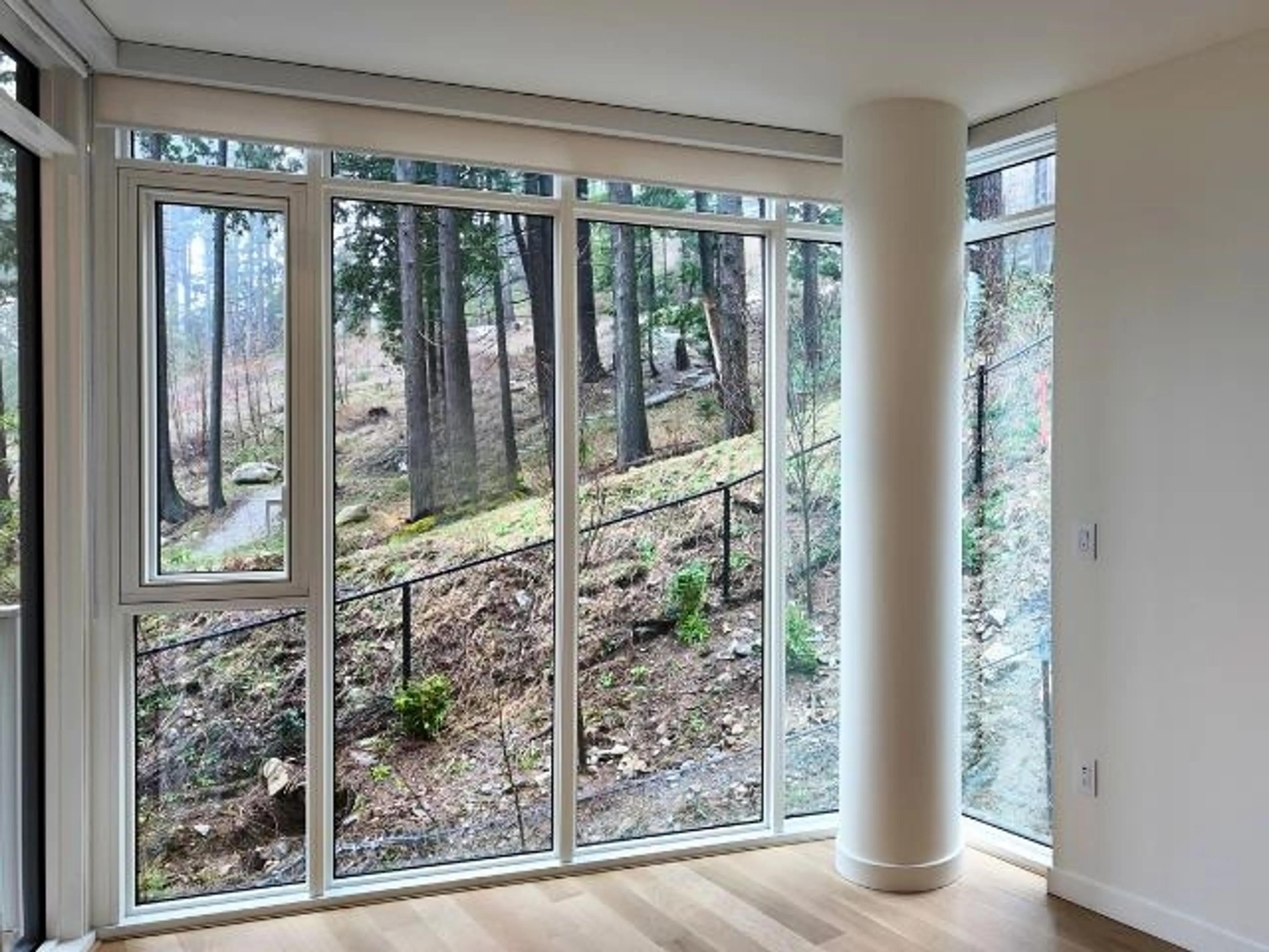 Property at #304 3963 UPLANDS WAY, West Vancouver, BC