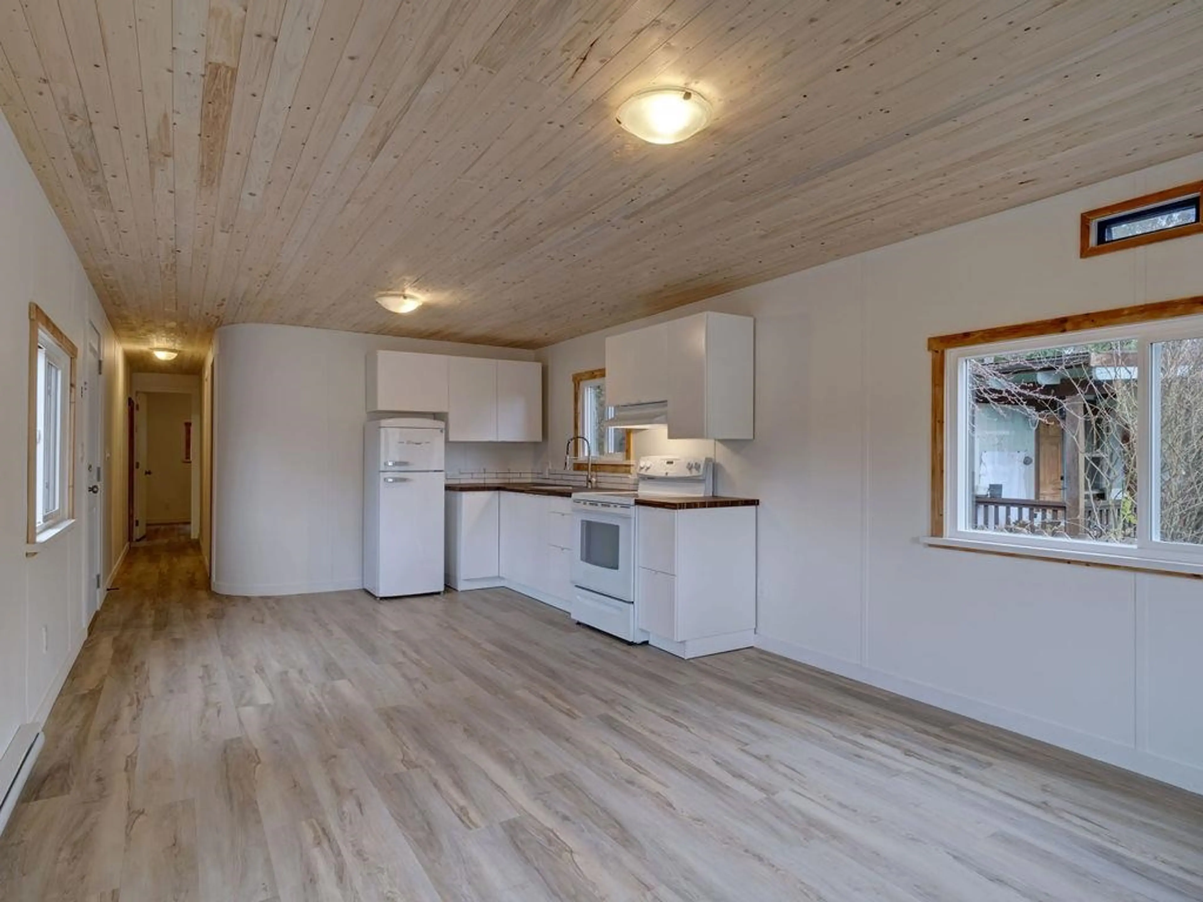 Property at #28 1413 SUNSHINE COAST HIGHWAY, Gibsons, BC