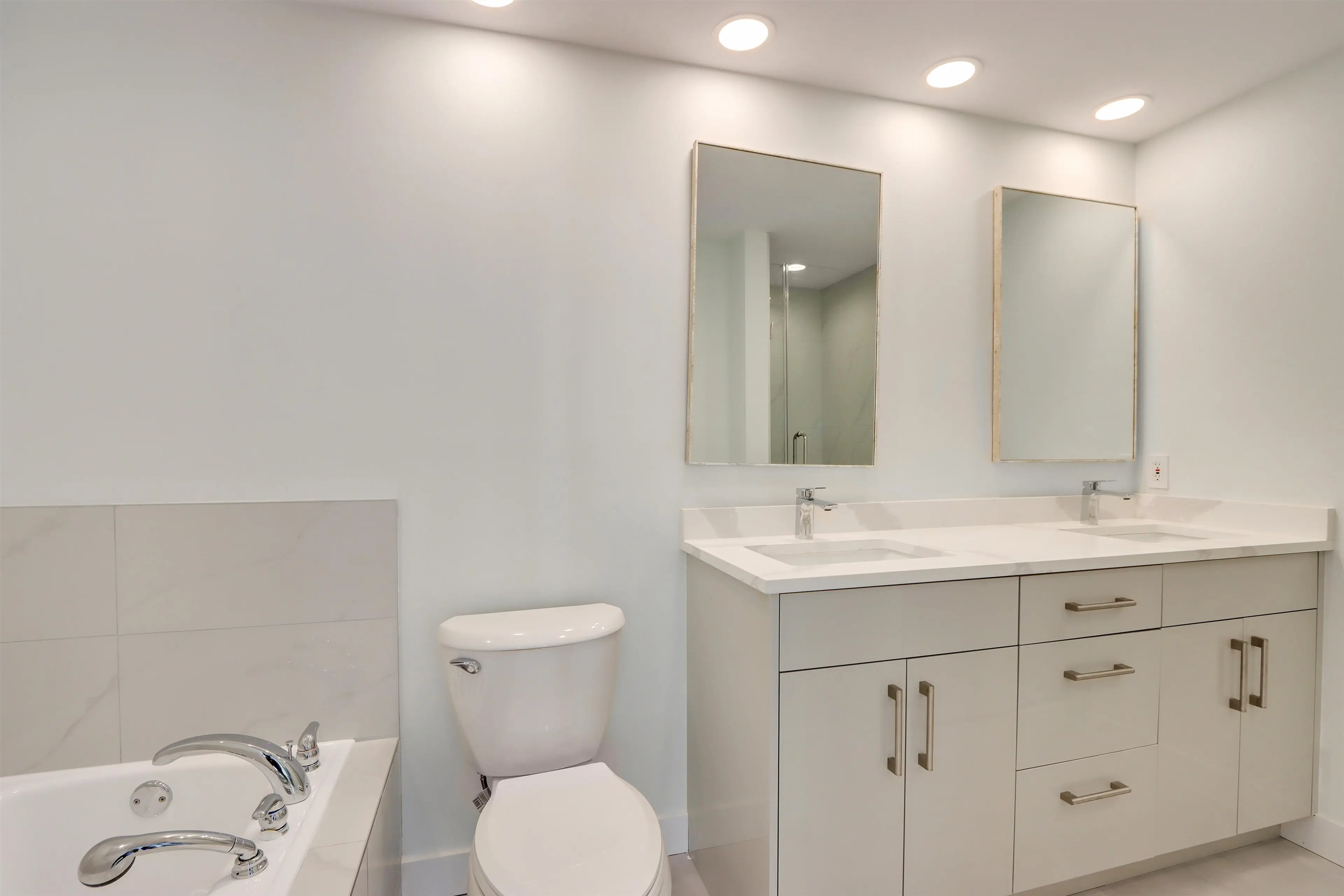 Property at #1203 140 E 14TH STREET, North Vancouver, BC