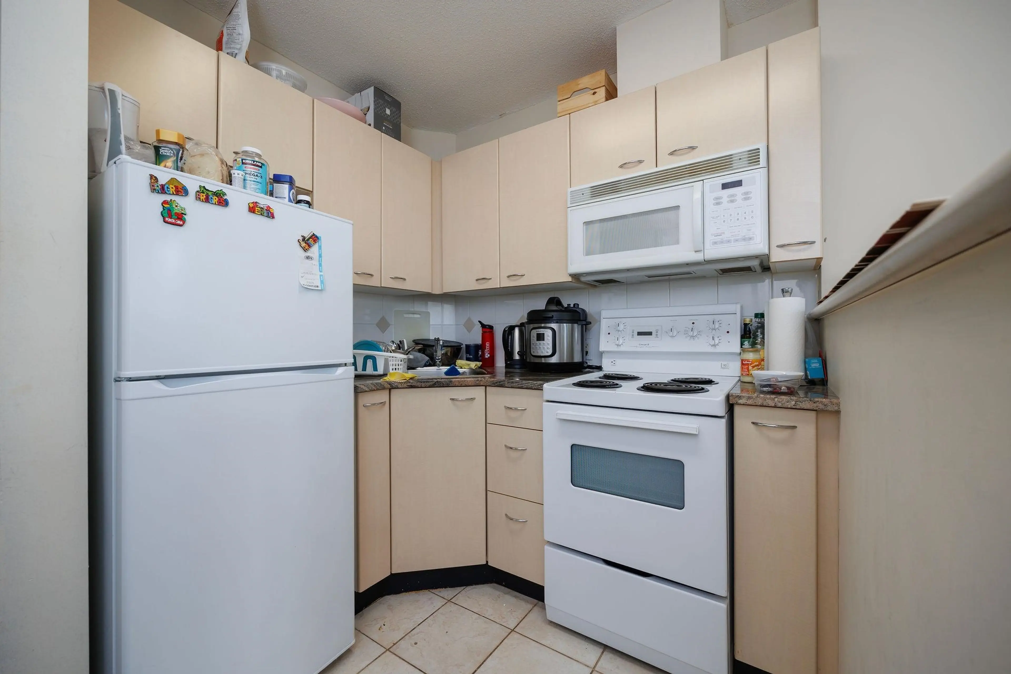 Property at #809 1331 ALBERNI STREET, Vancouver, BC