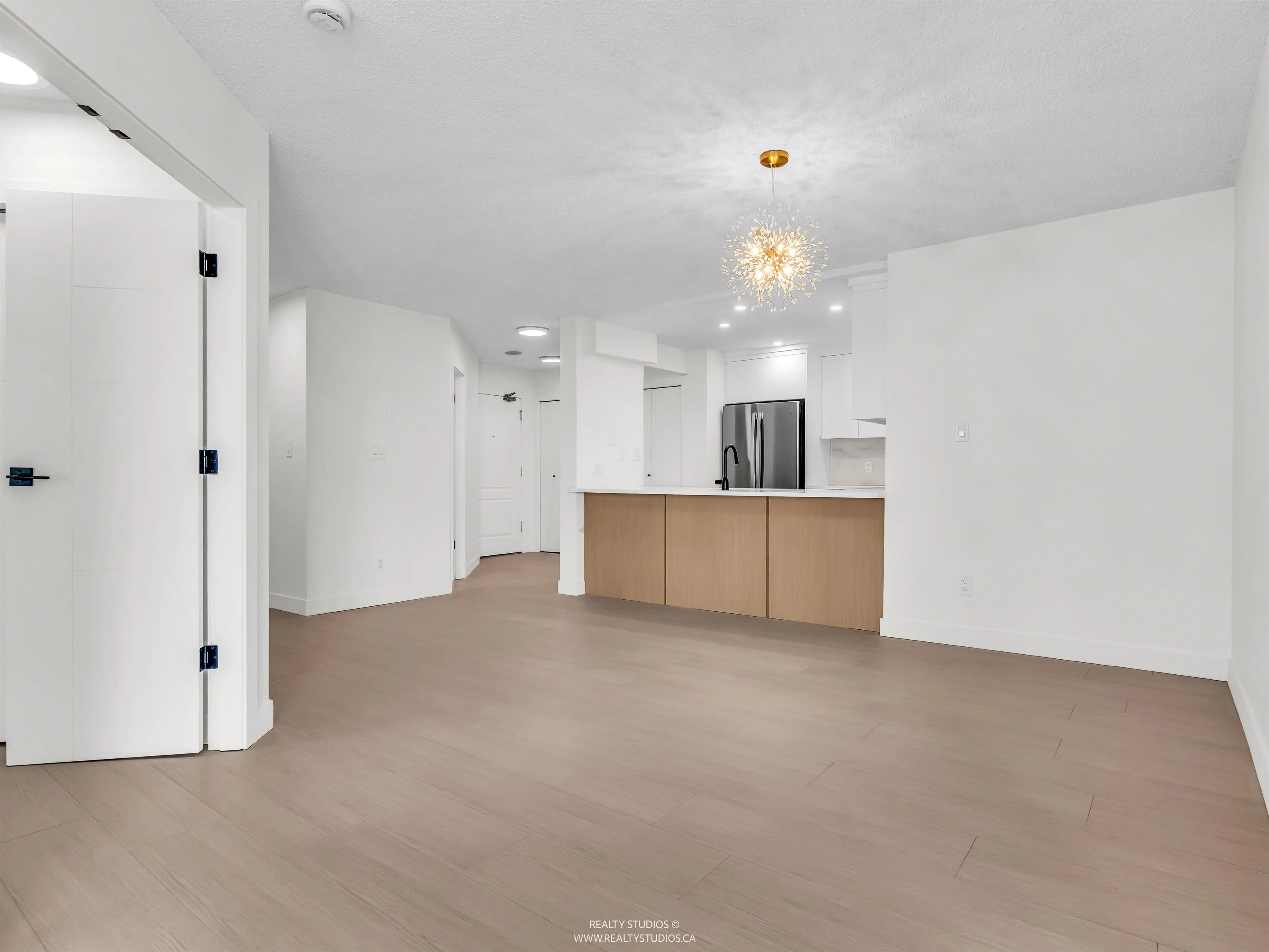 Property at #1003 1135 QUAYSIDE DRIVE, New Westminster, BC