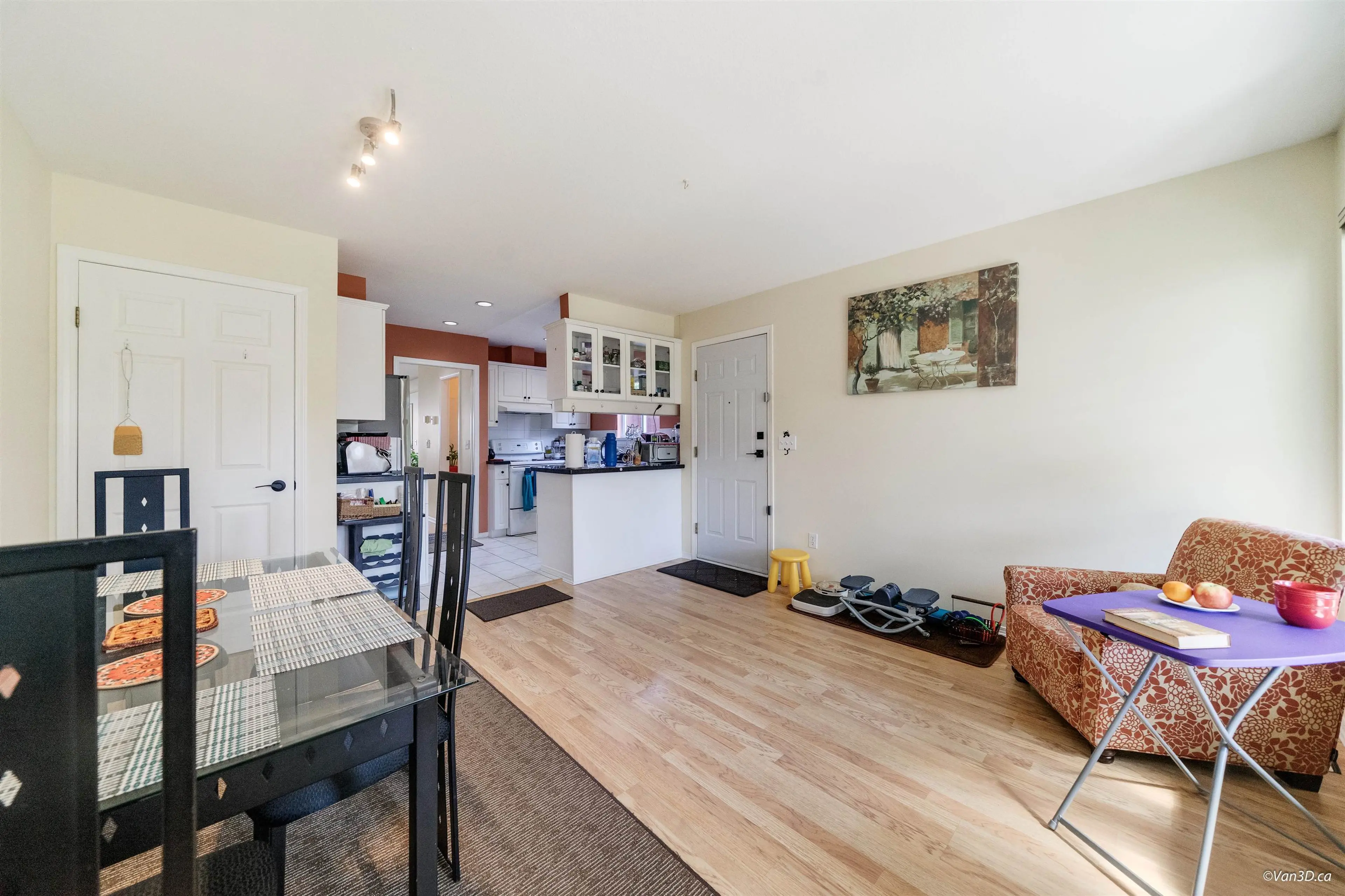 Property at 215 W 18TH STREET, North Vancouver, BC